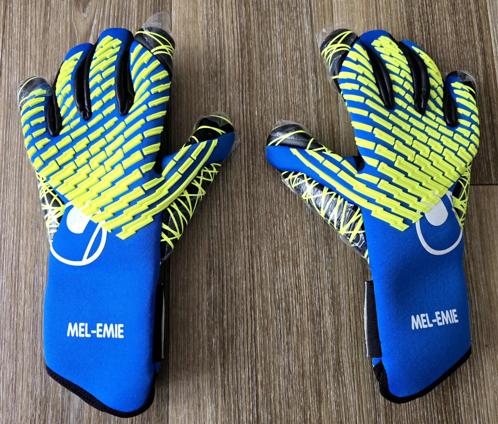 Brankářské rukavice Uhlsport Fangmaschine Cybertec Ultragrip HN 2