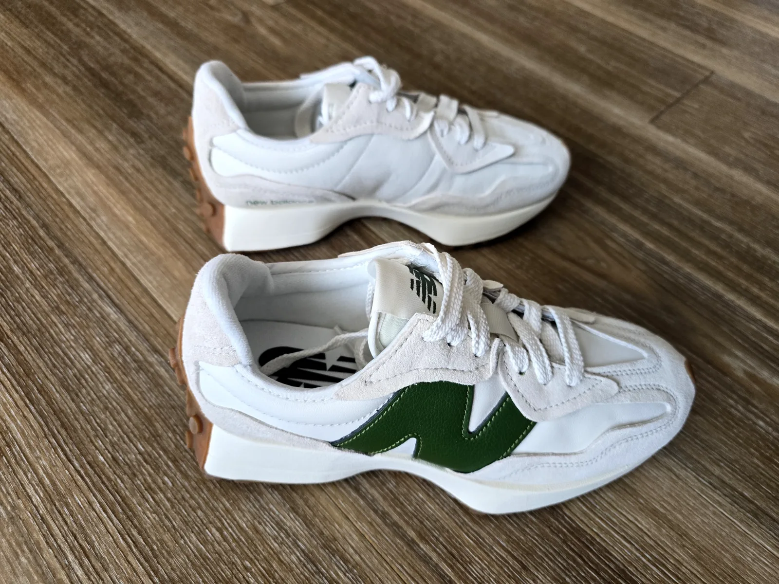 NEW BALANCE 327 WKN 5