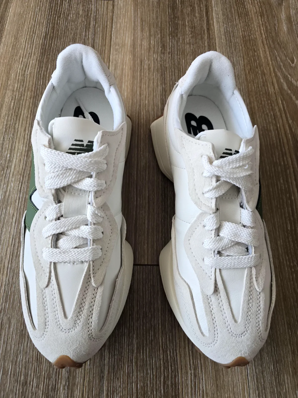 NEW BALANCE 327 WKN 4