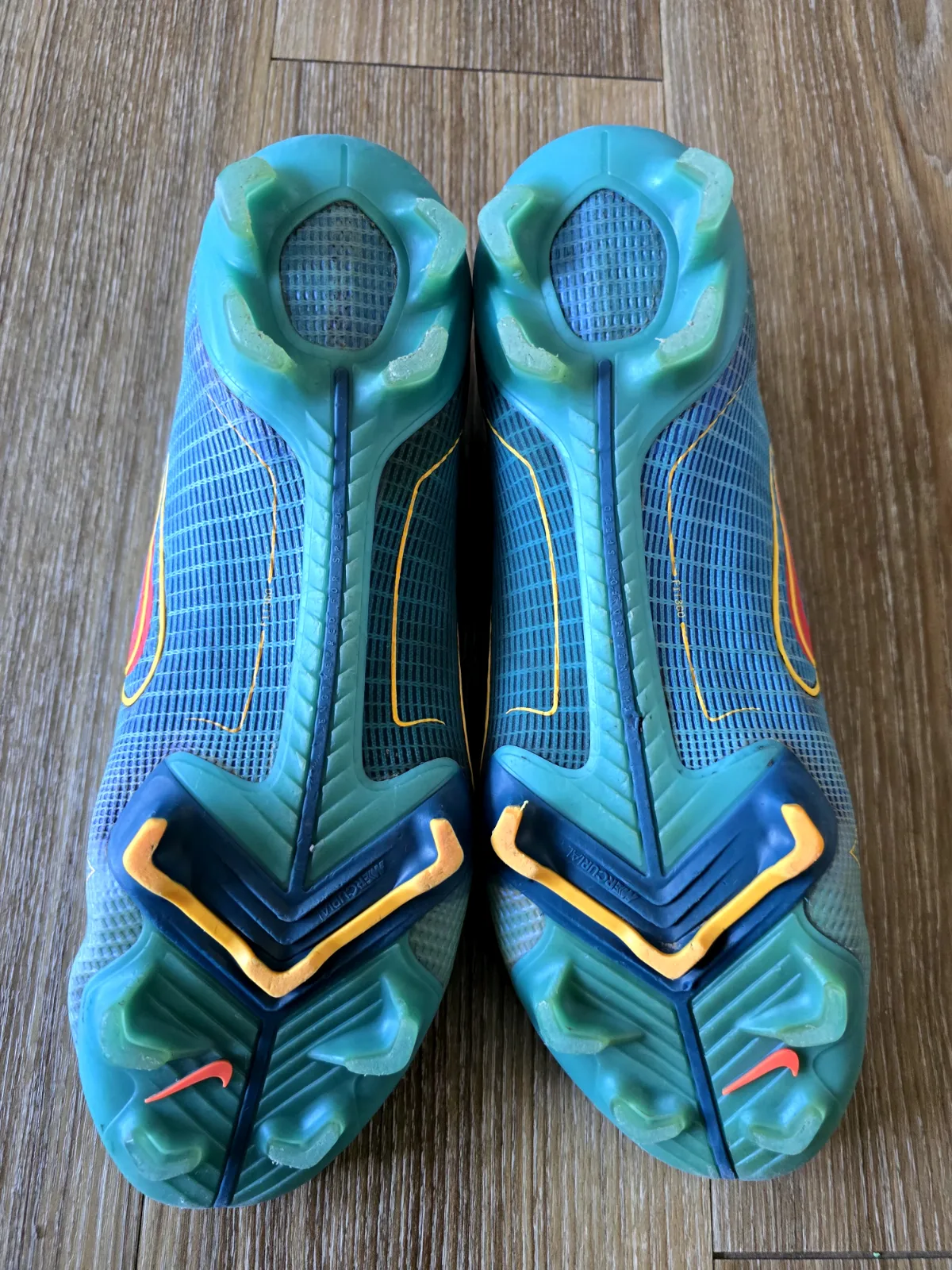 NIKE MERCURIAL VAPOR 14 ELITE FG 8