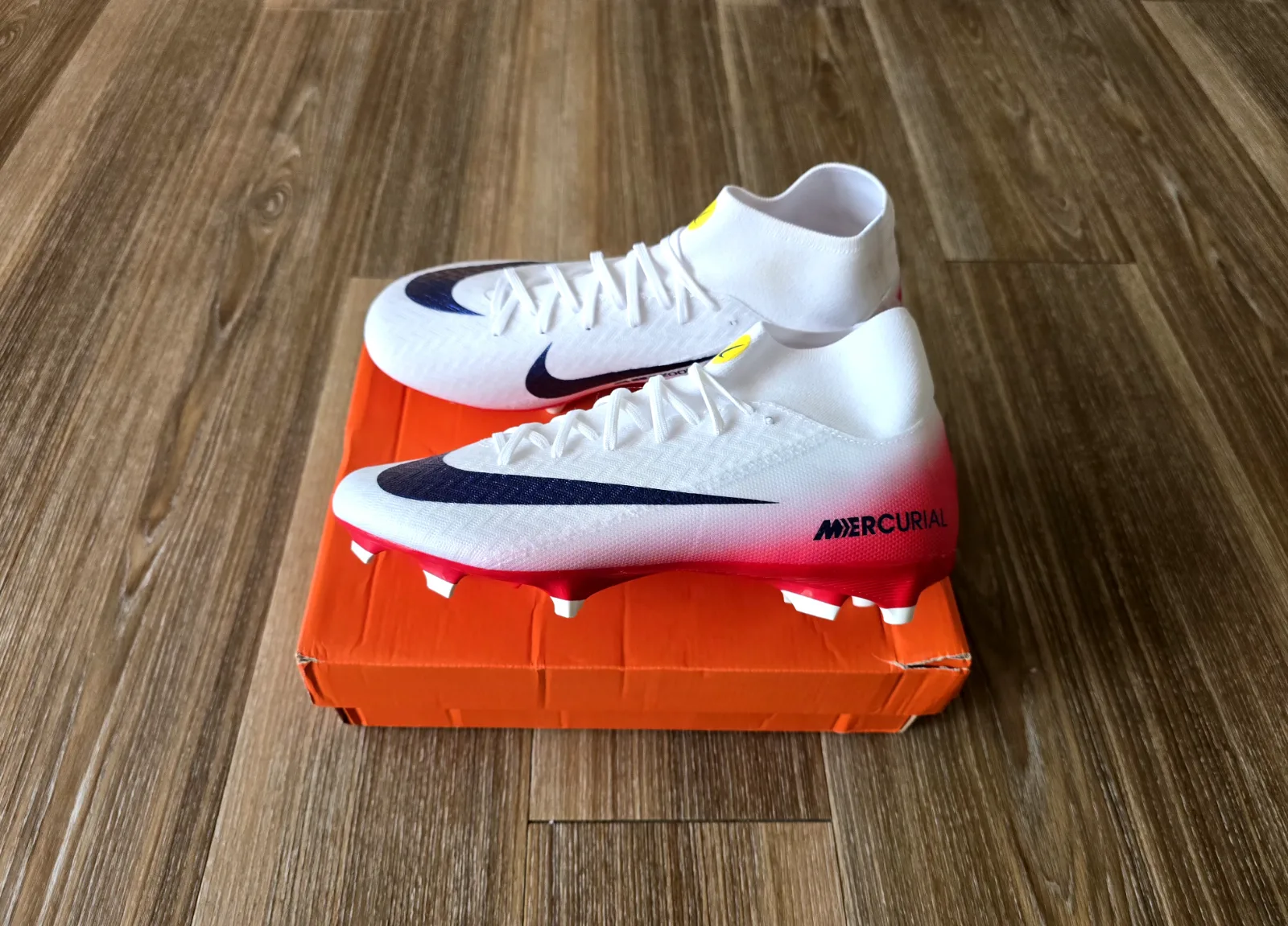 NIKE ZOOM MERCURIAL SUPERFLY 10 ACADEMY FG/MG LV8