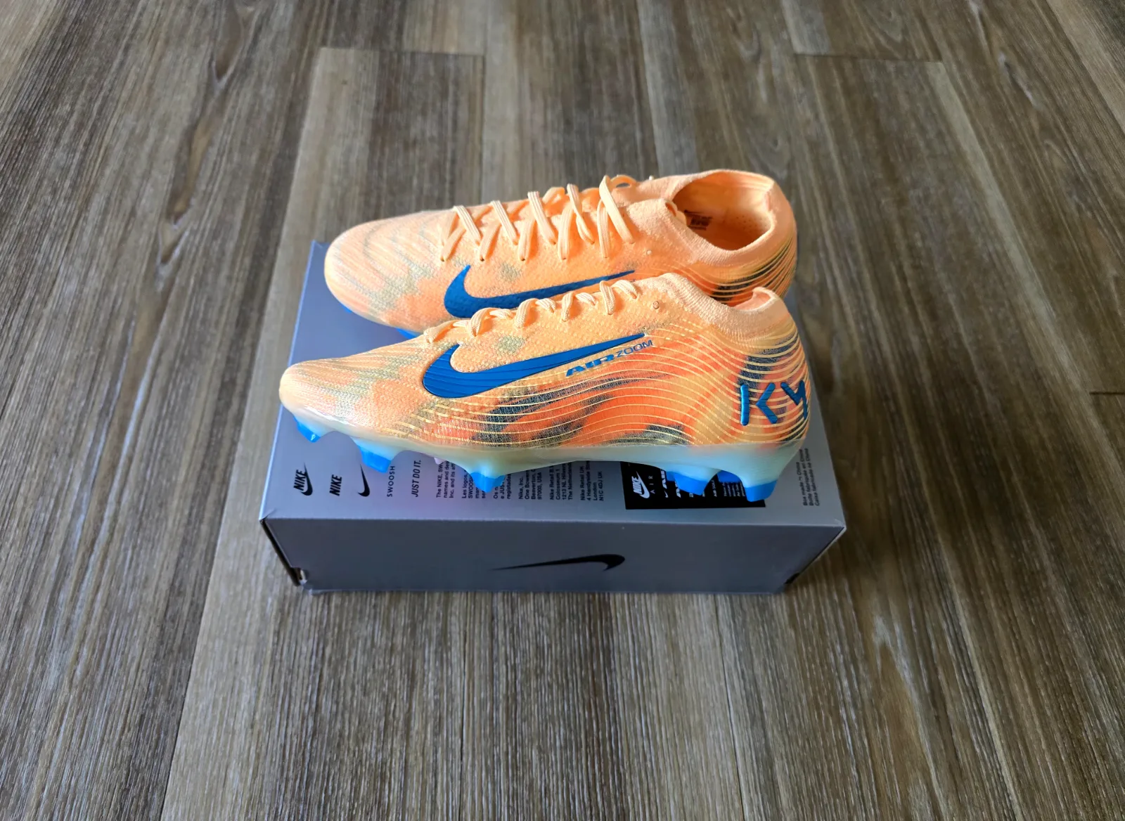 NIKE ZOOM MERCURIAL VAPOR 16 ELITE KM FG