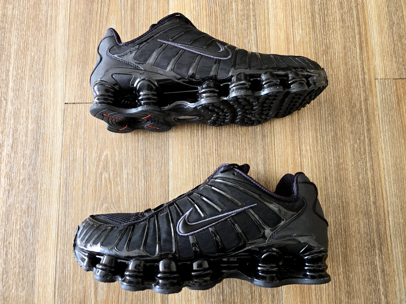 NIKE SHOX TL 3