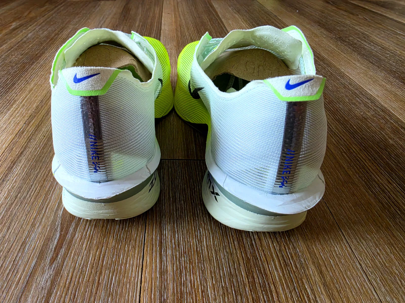 NIKE ZOOMX VAPORFLY NEXT% 4 6