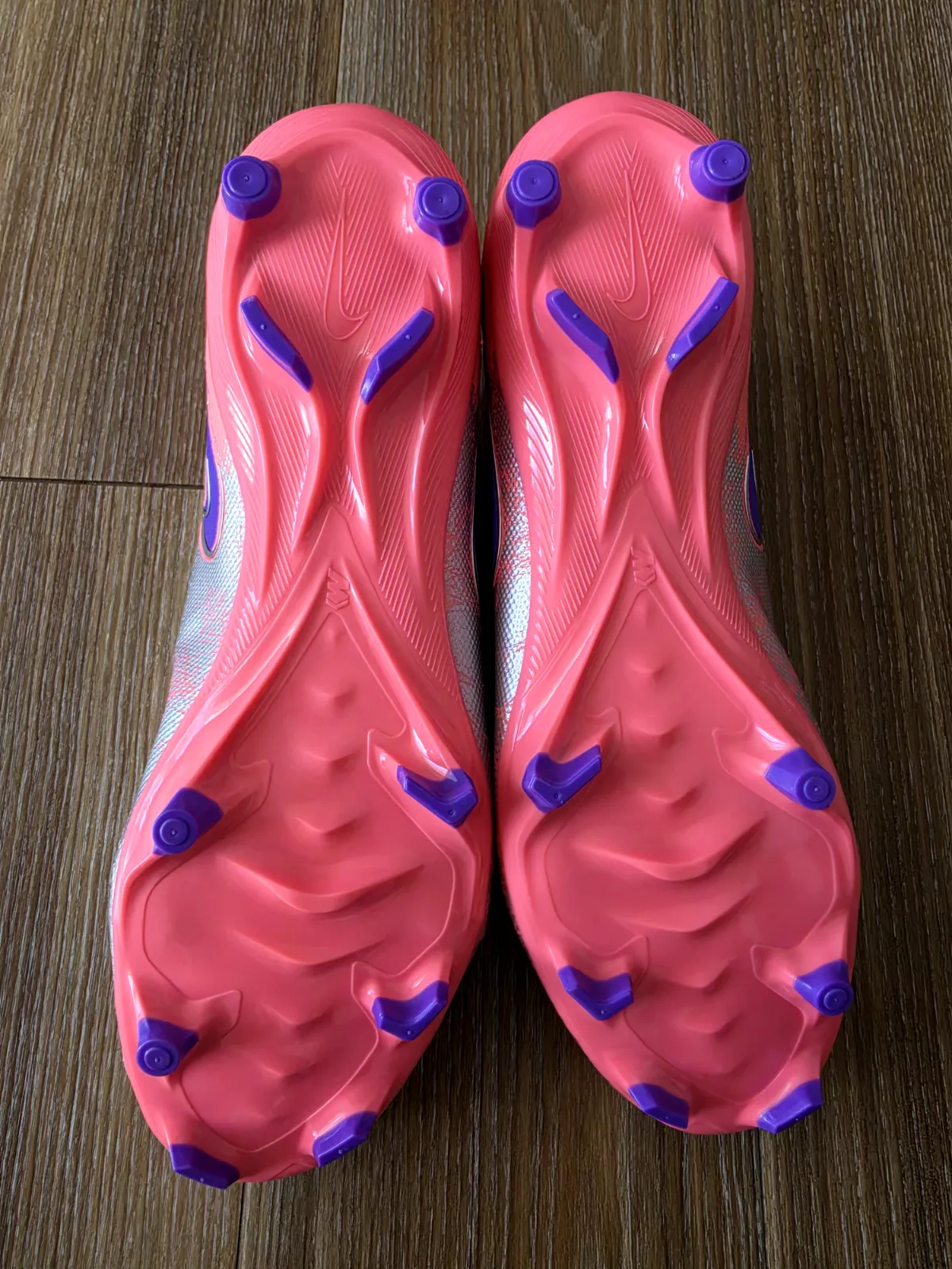 NIKE ZOOM MERCURIAL VAPOR 16 ACADEMY FG/MG VJR 7