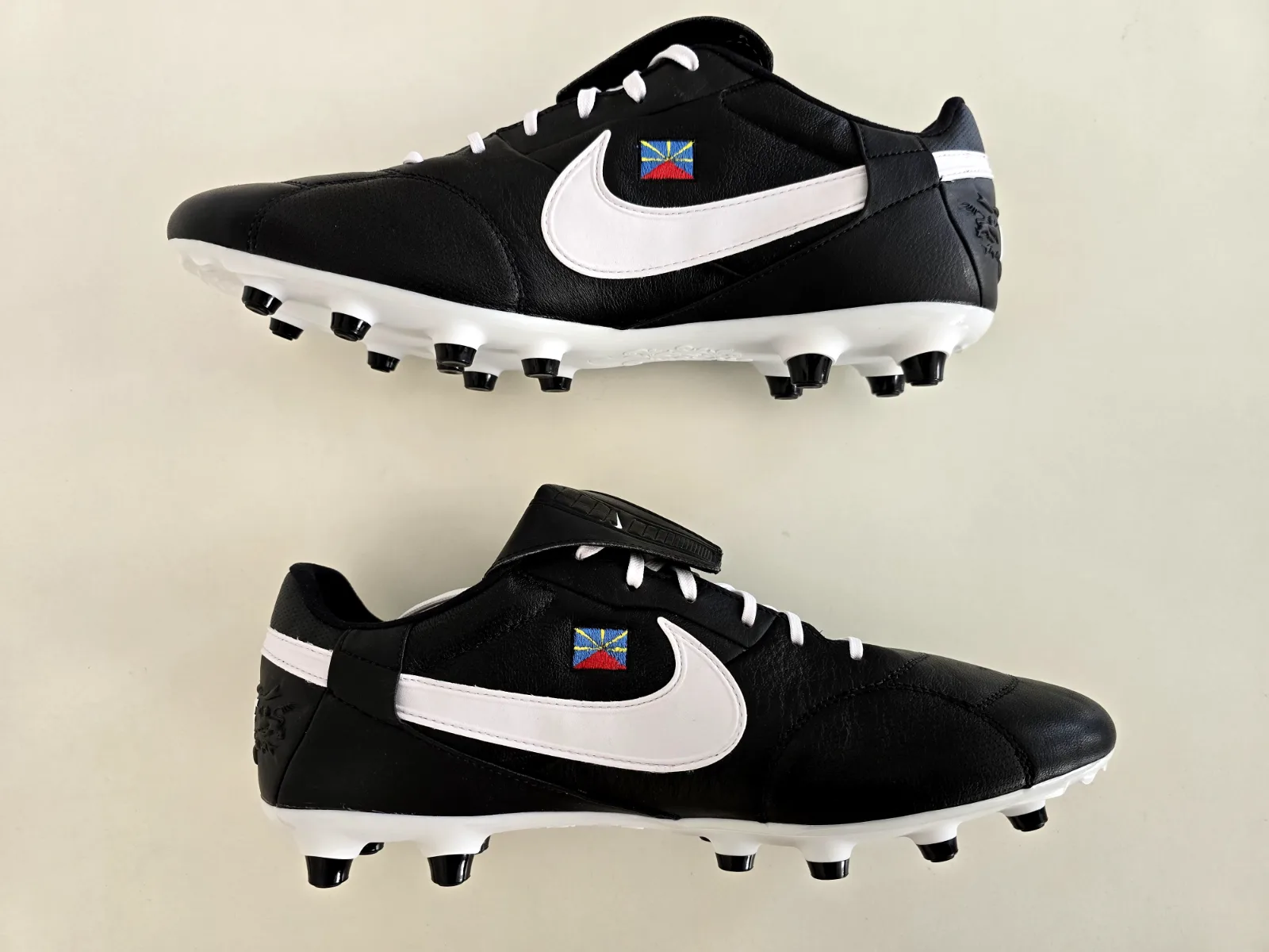 NIKE PREMIERE III FG 2