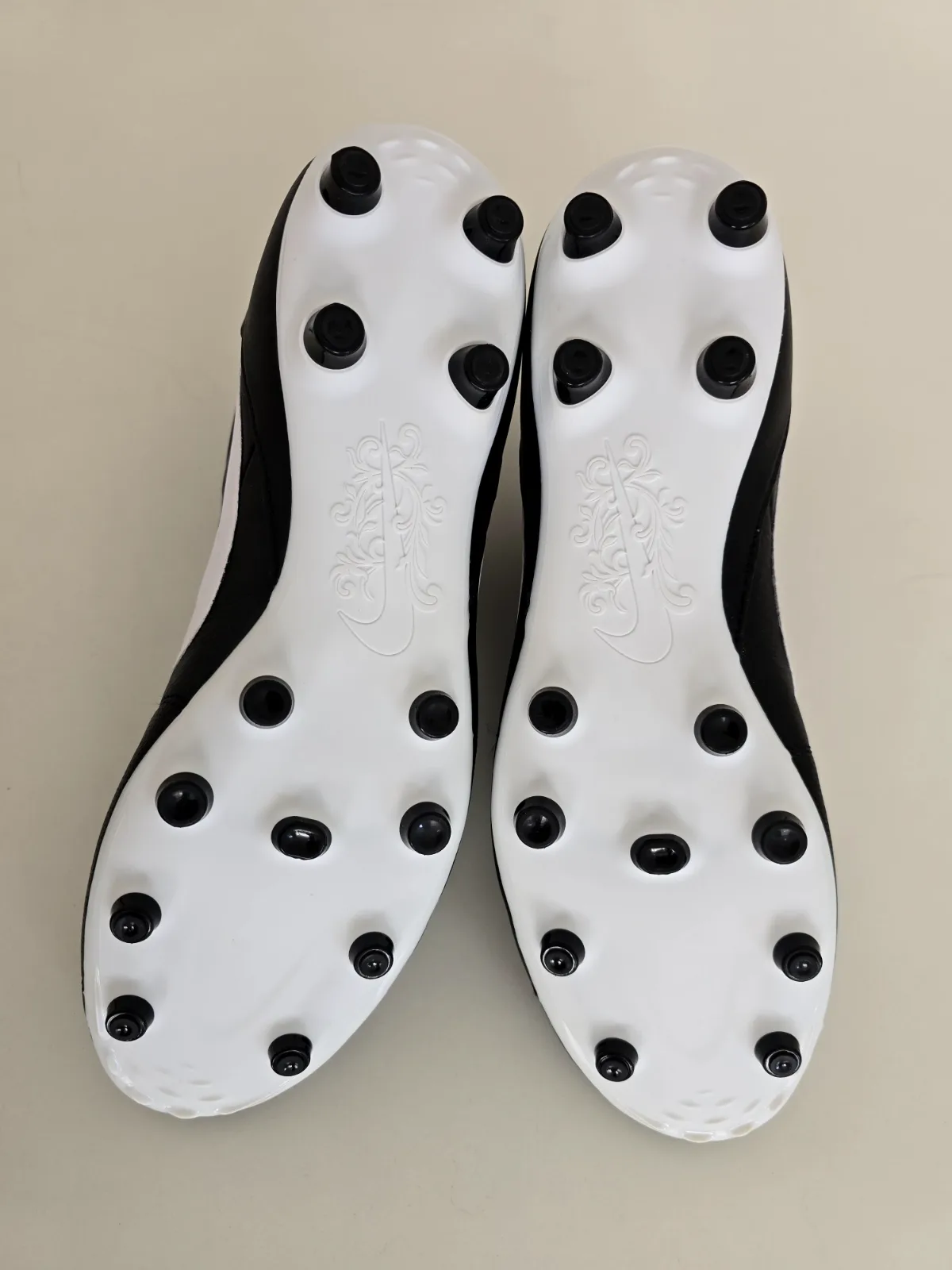 NIKE PREMIERE III FG 6