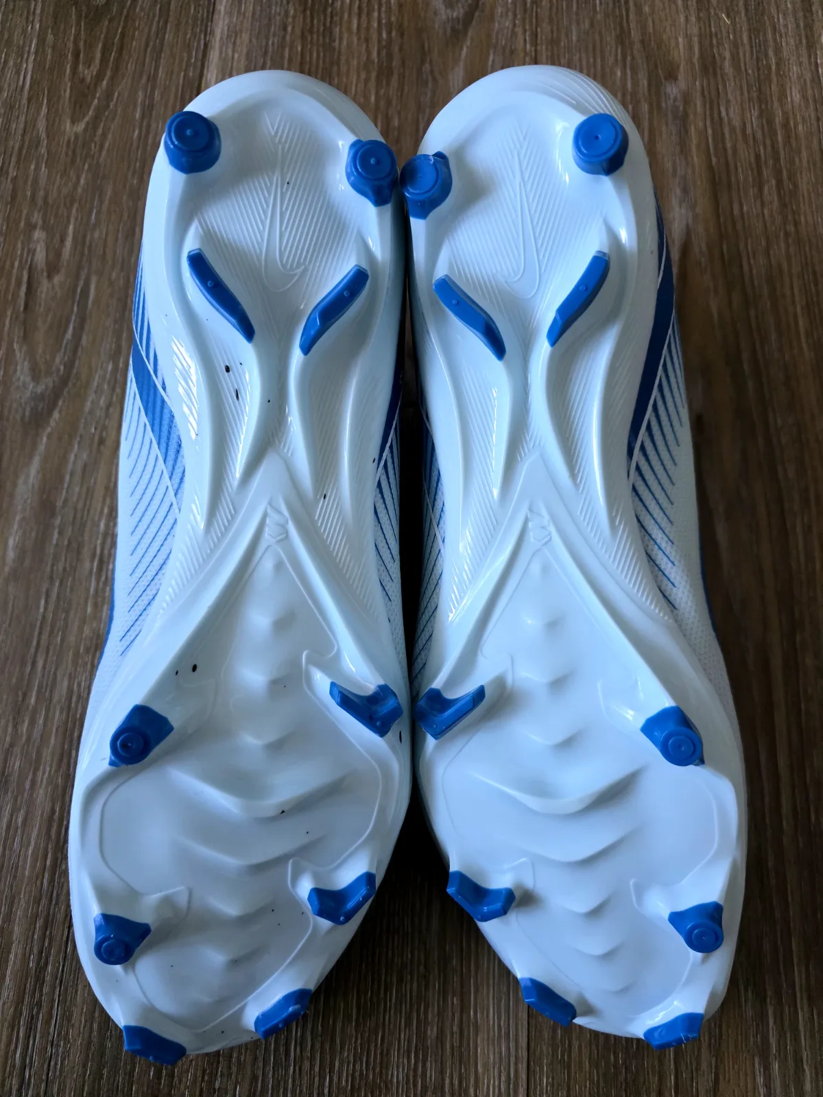 NIKE AIR ZOOM MERCURIAL VAPOR 16 ACADEMY FG/MG 7