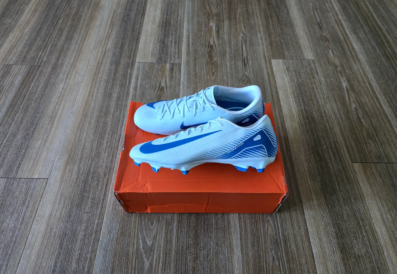NIKE AIR ZOOM MERCURIAL VAPOR 16 ACADEMY FG/MG