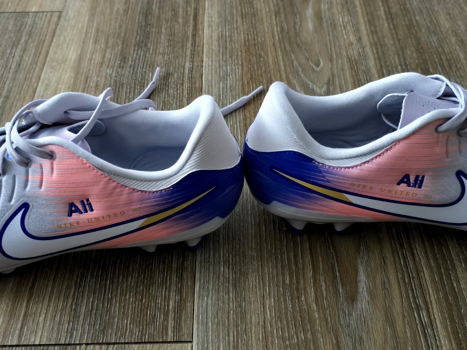 NIKE TIEMPO LEGEND 10 ACADEMY FG/MG 10