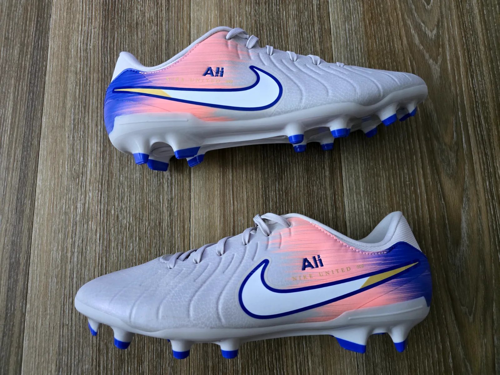 NIKE TIEMPO LEGEND 10 ACADEMY FG/MG 2