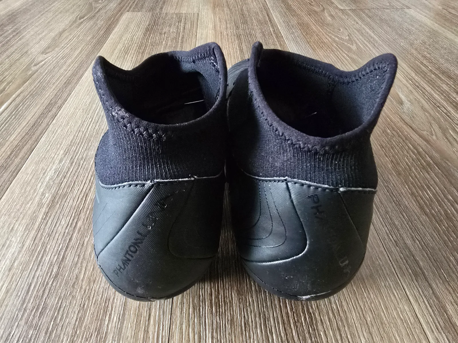 NIKE PHANTOM LUNA II ACADEMY FG/MG 6