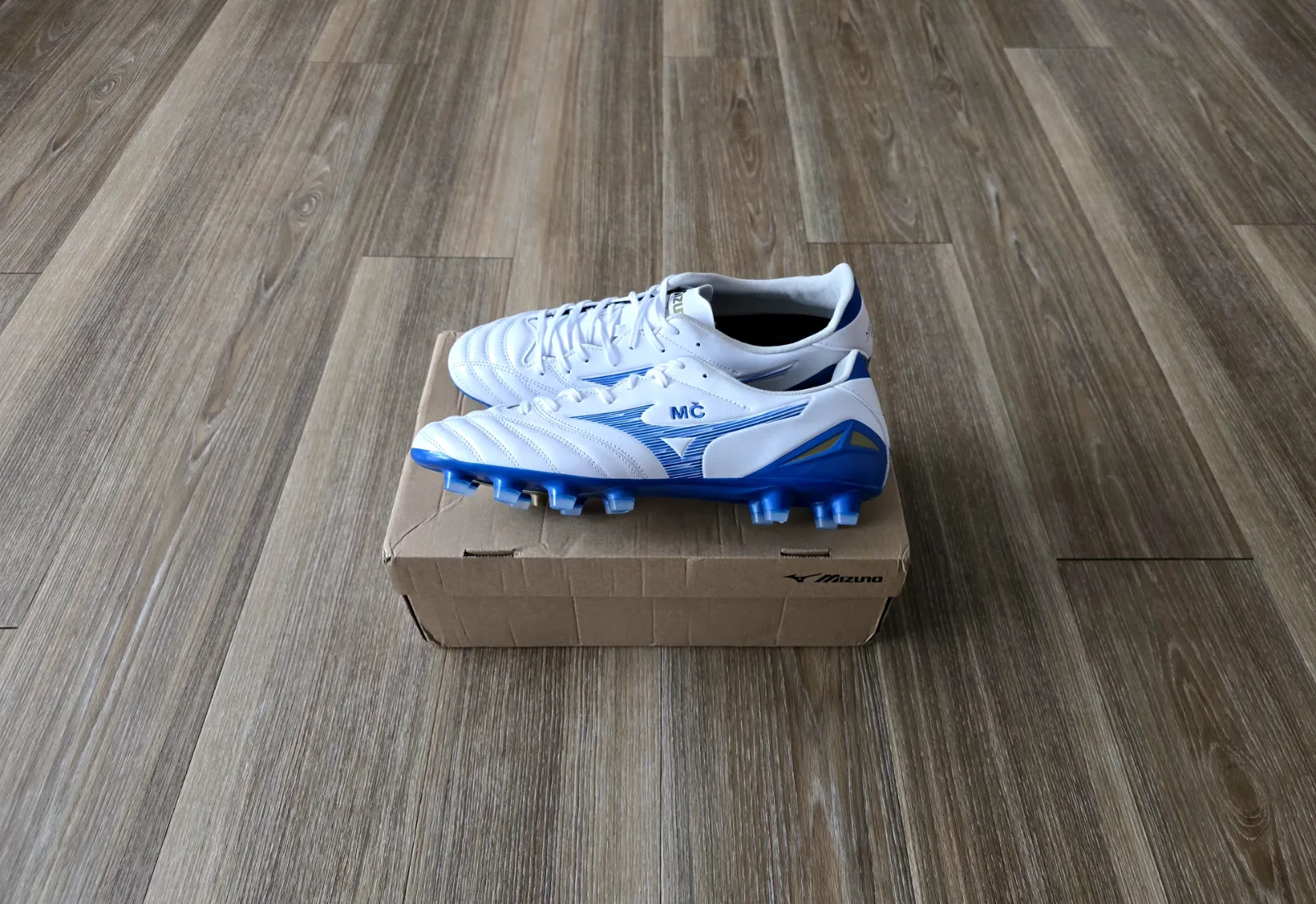 MIZUNO MORELIA NEO IV PRO FG