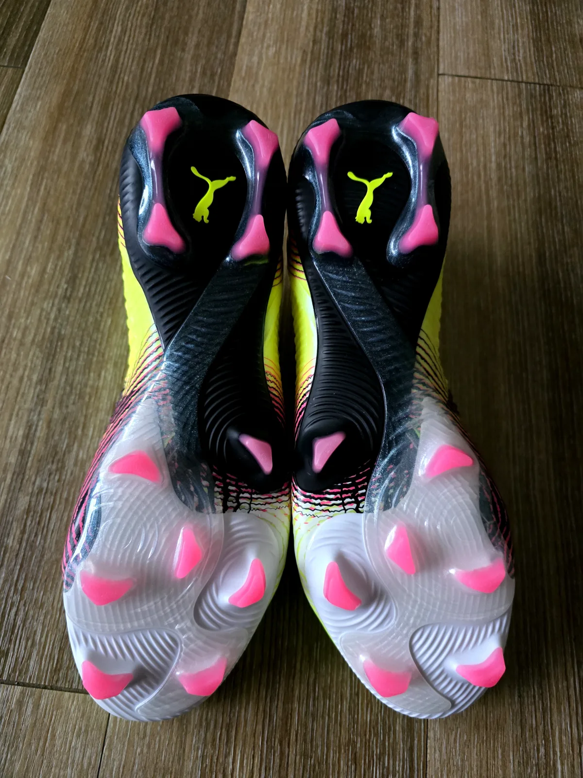 PUMA FUTURE 8 ULTIMATE LOW FG 6