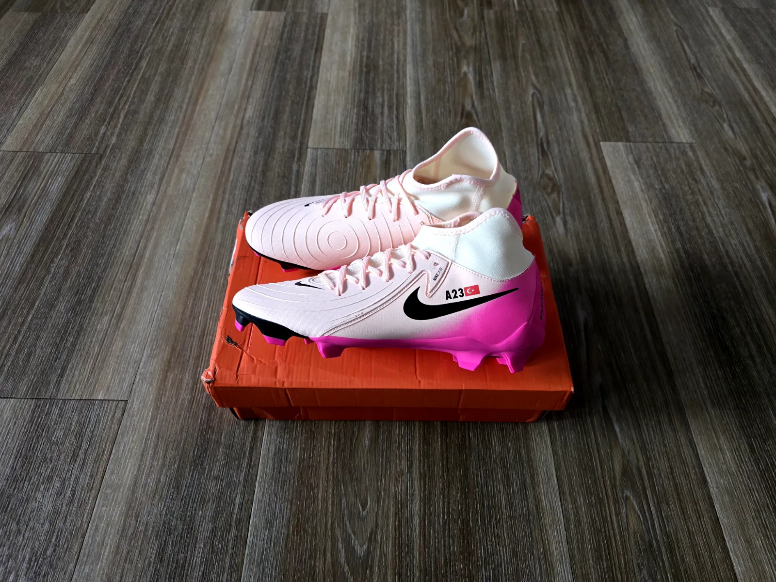 NIKE PHANTOM LUNA II ACADEMY FG/MG