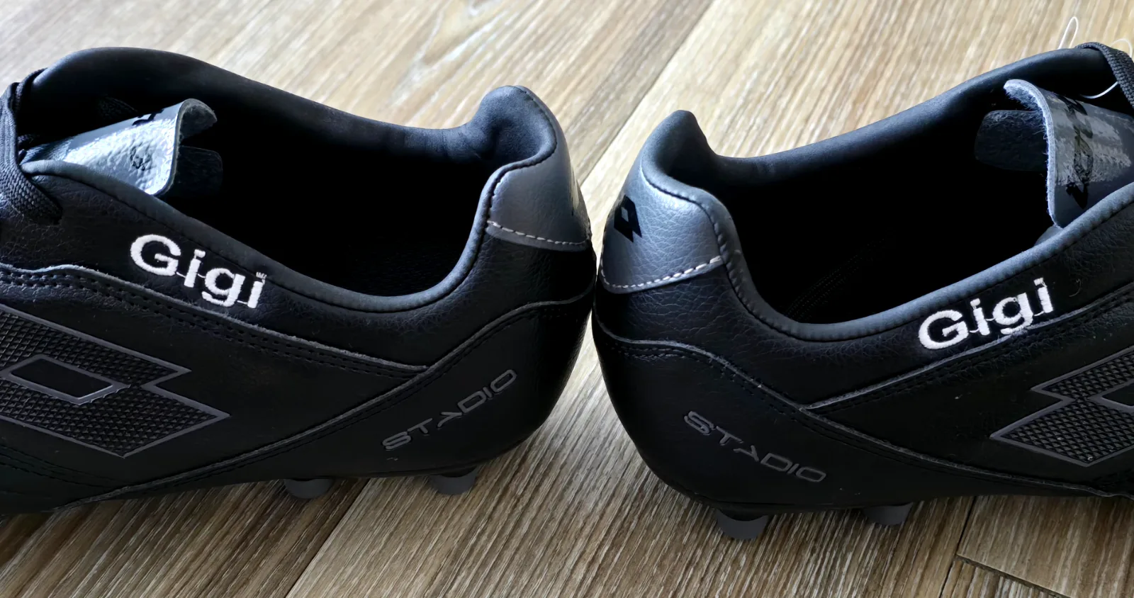 LOTTO STADIO 300 III FG 10