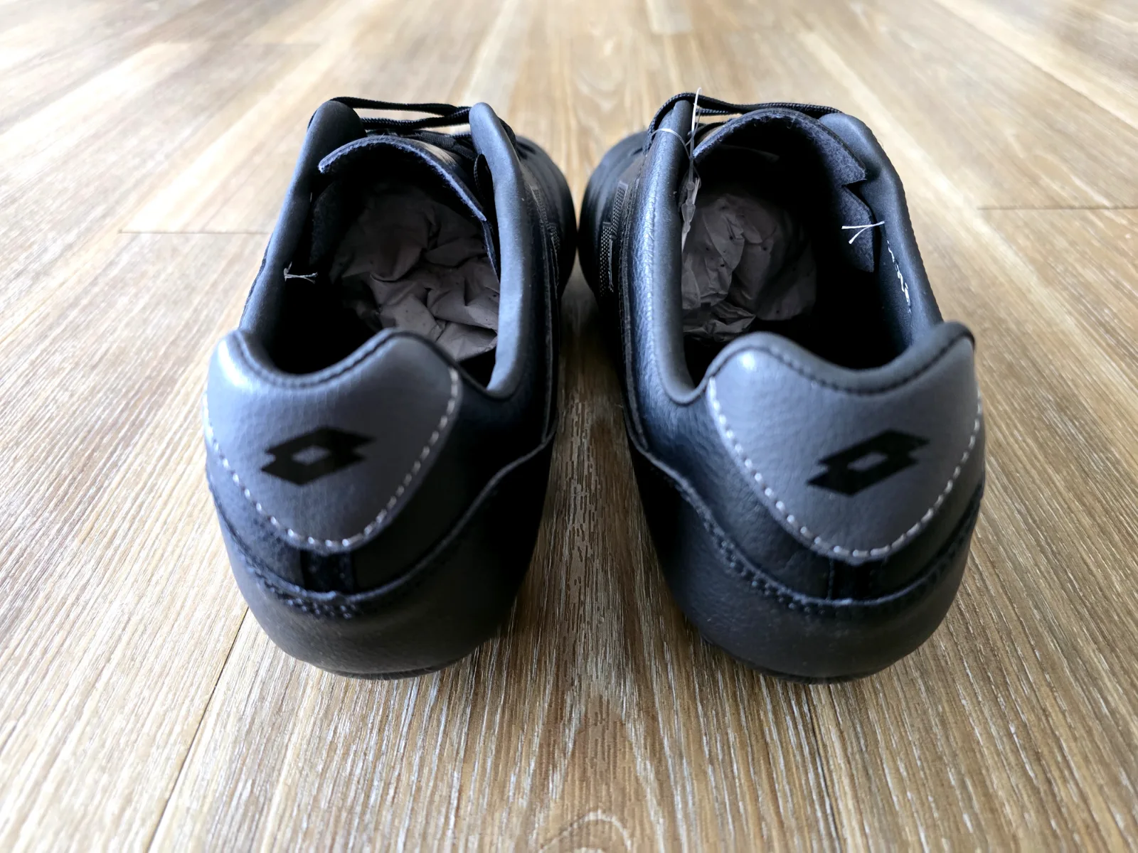 LOTTO STADIO 300 III FG 5