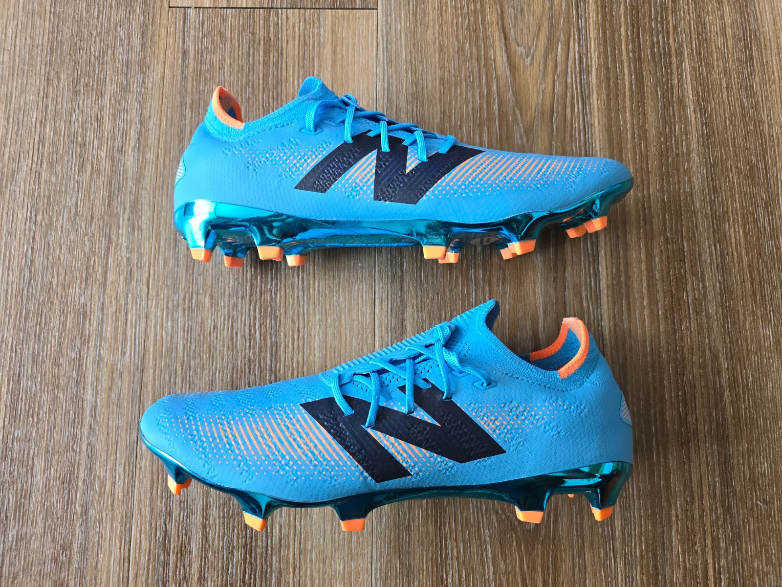 NEW BALANCE FURON V7+ PRO FG 2