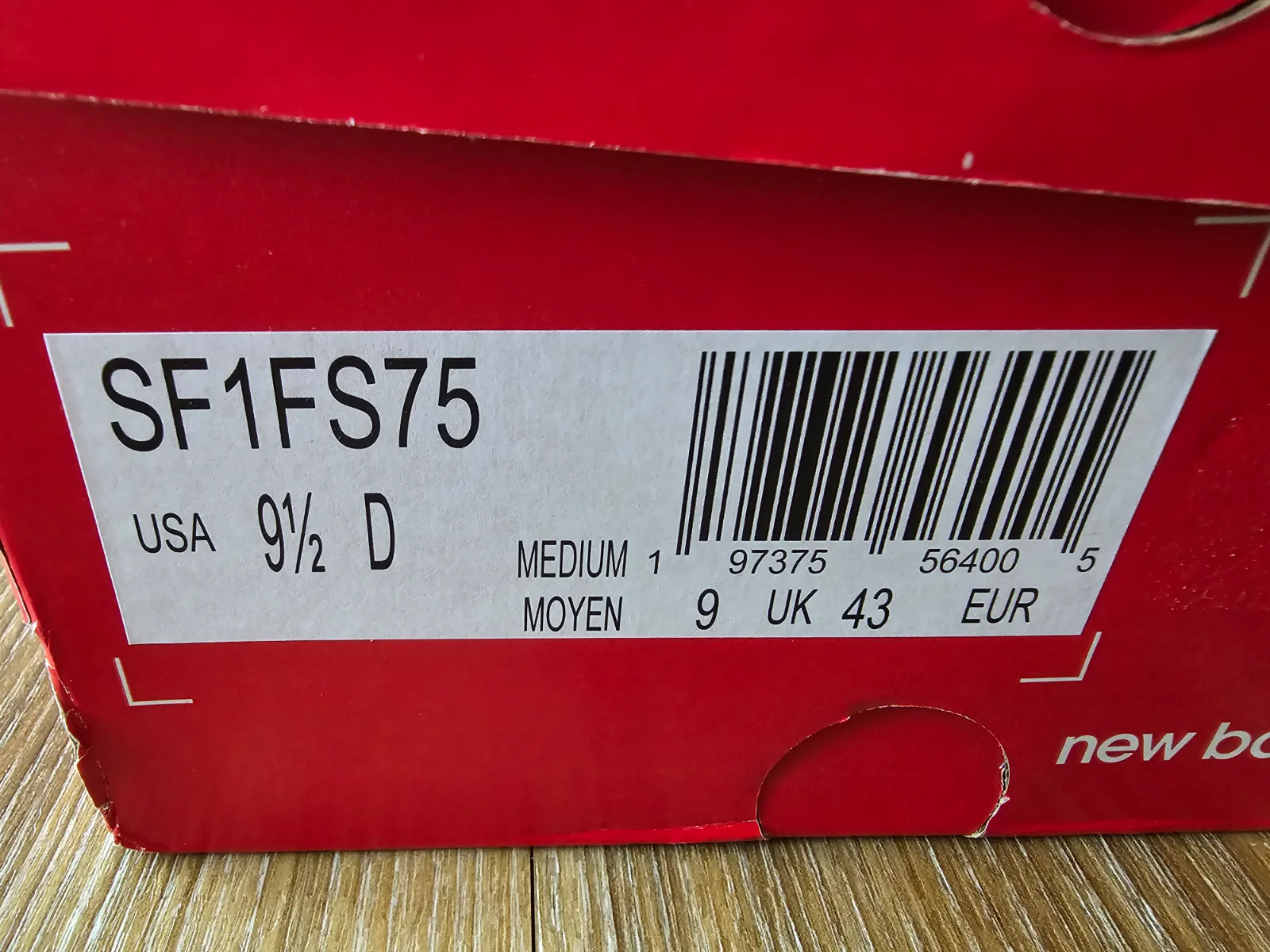 NEW BALANCE FURON V7+ PRO FG 9