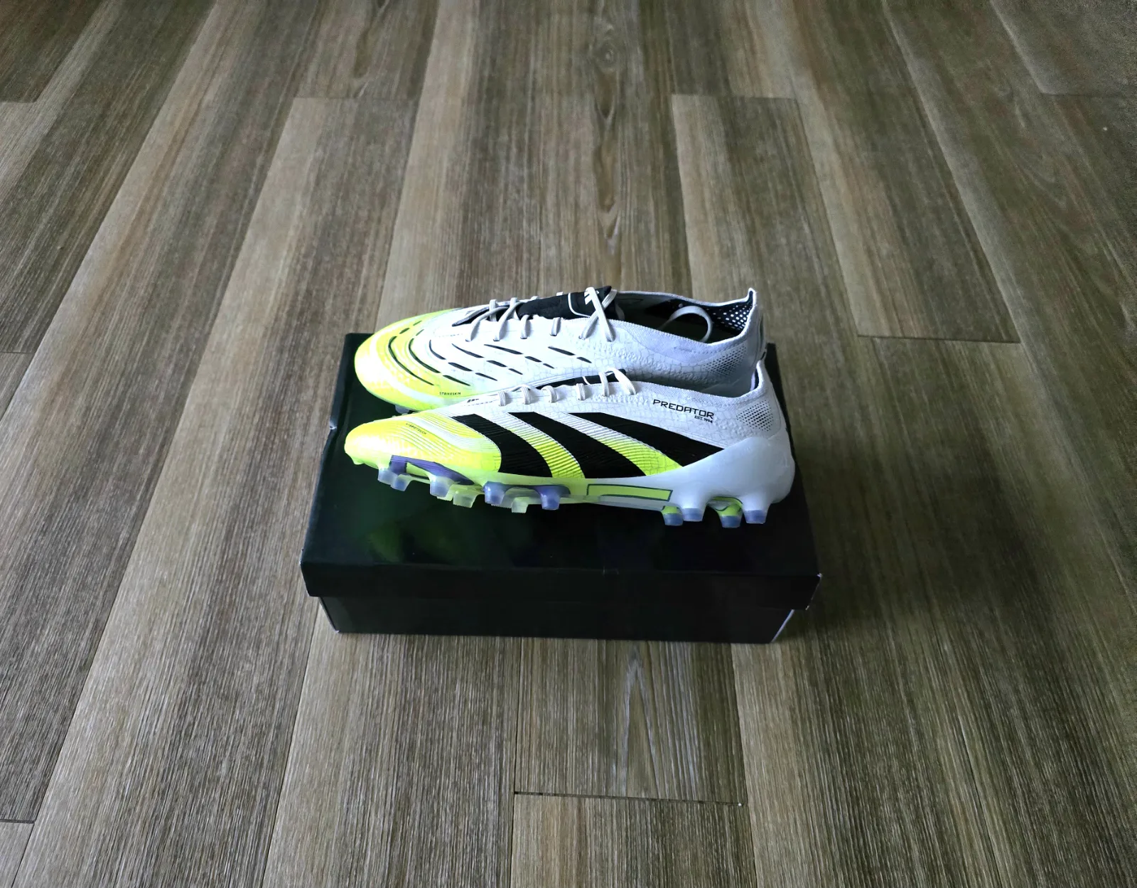 ADIDAS PREDATOR ELITE AG
