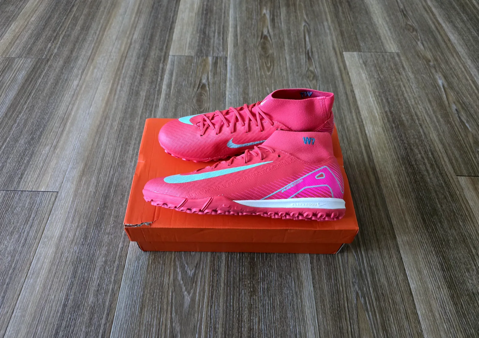 NIKE AIR ZOOM MERCURIAL SUPERFLY 10 ACADEMY TF