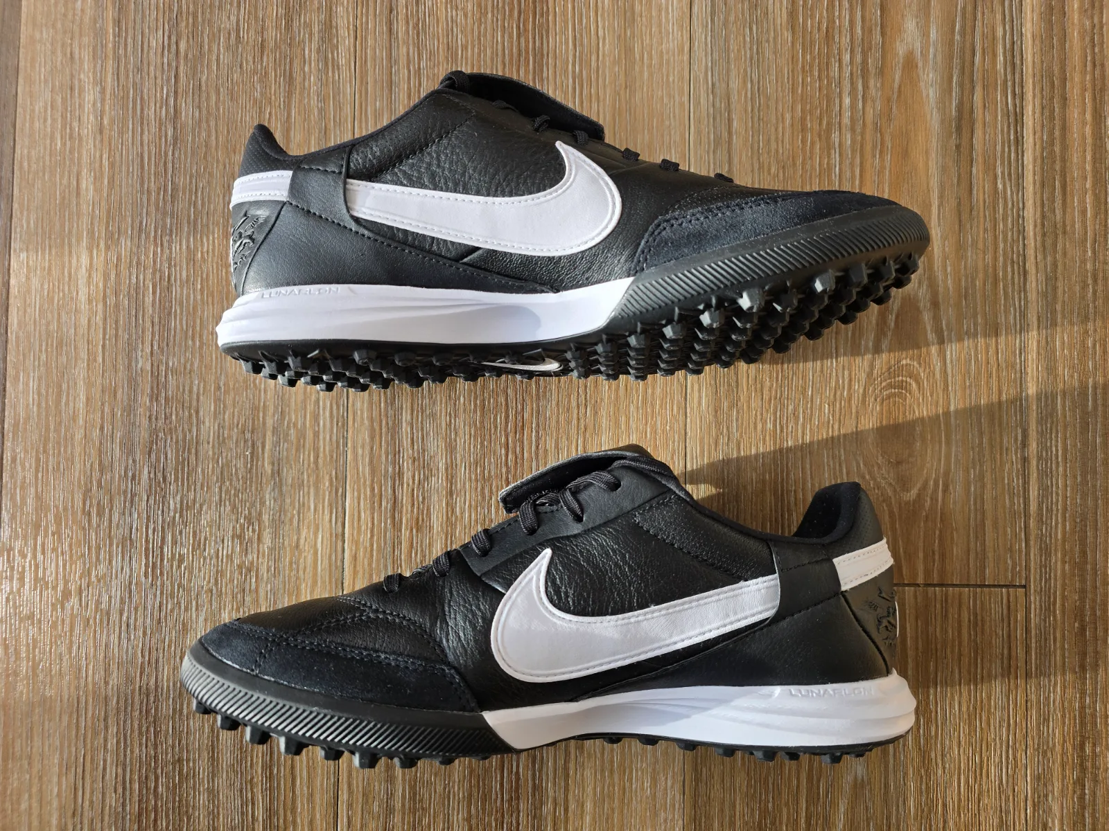 NIKE PREMIER III TF 2