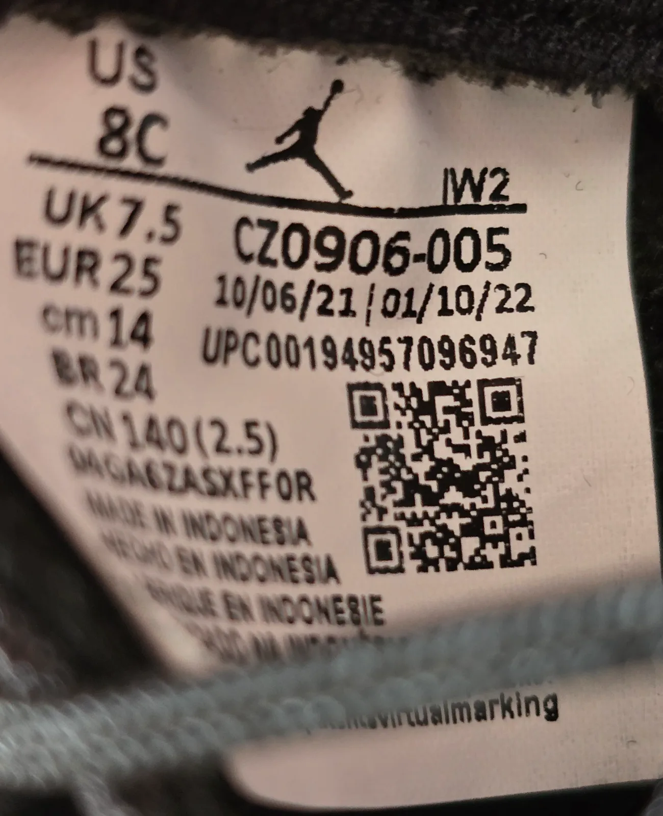 AIR JORDAN 11 CMFT LOW TD 8