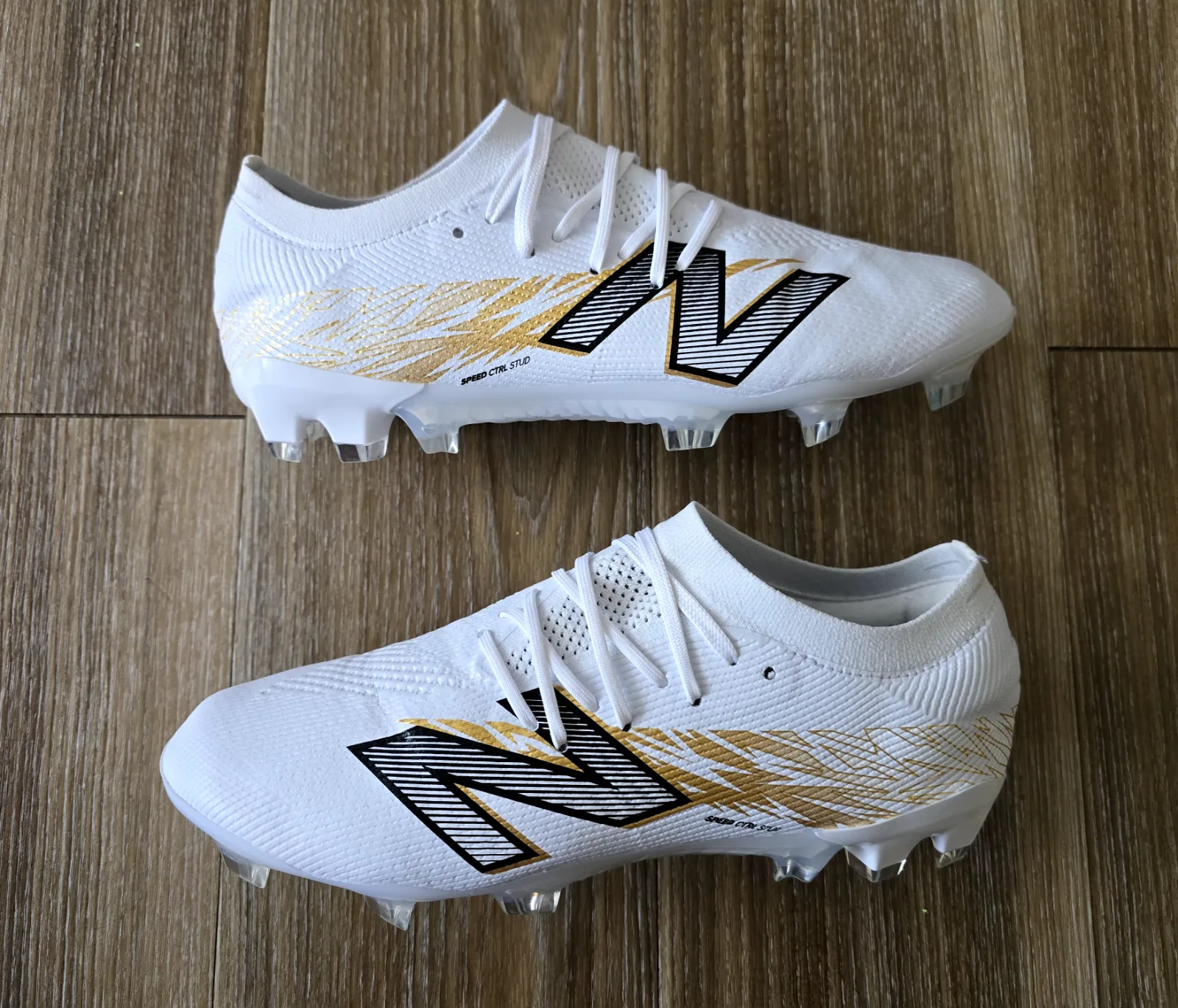 NEW BALANCE FURON V8 ELITE FG 2