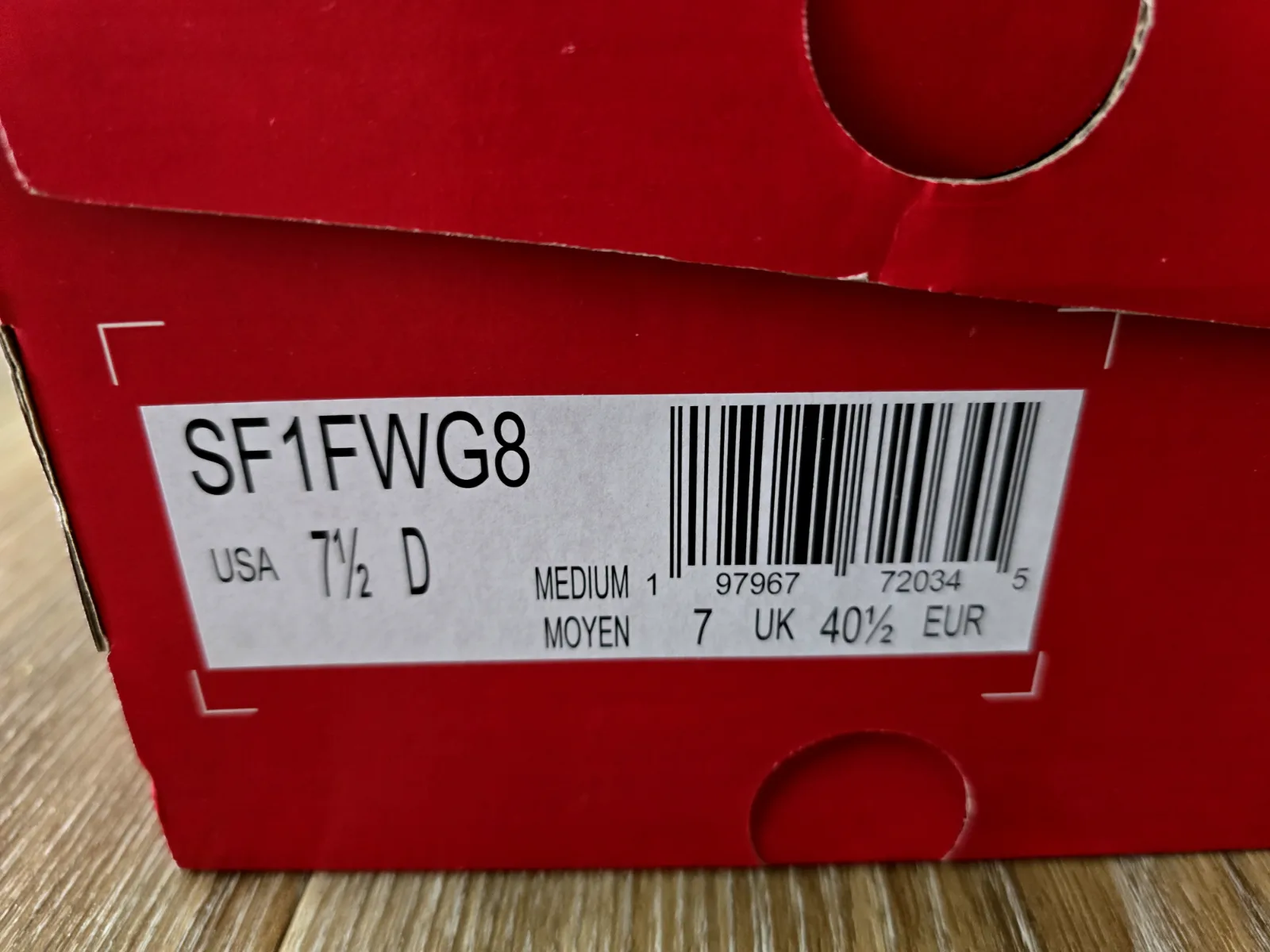 NEW BALANCE FURON V8 ELITE FG 9