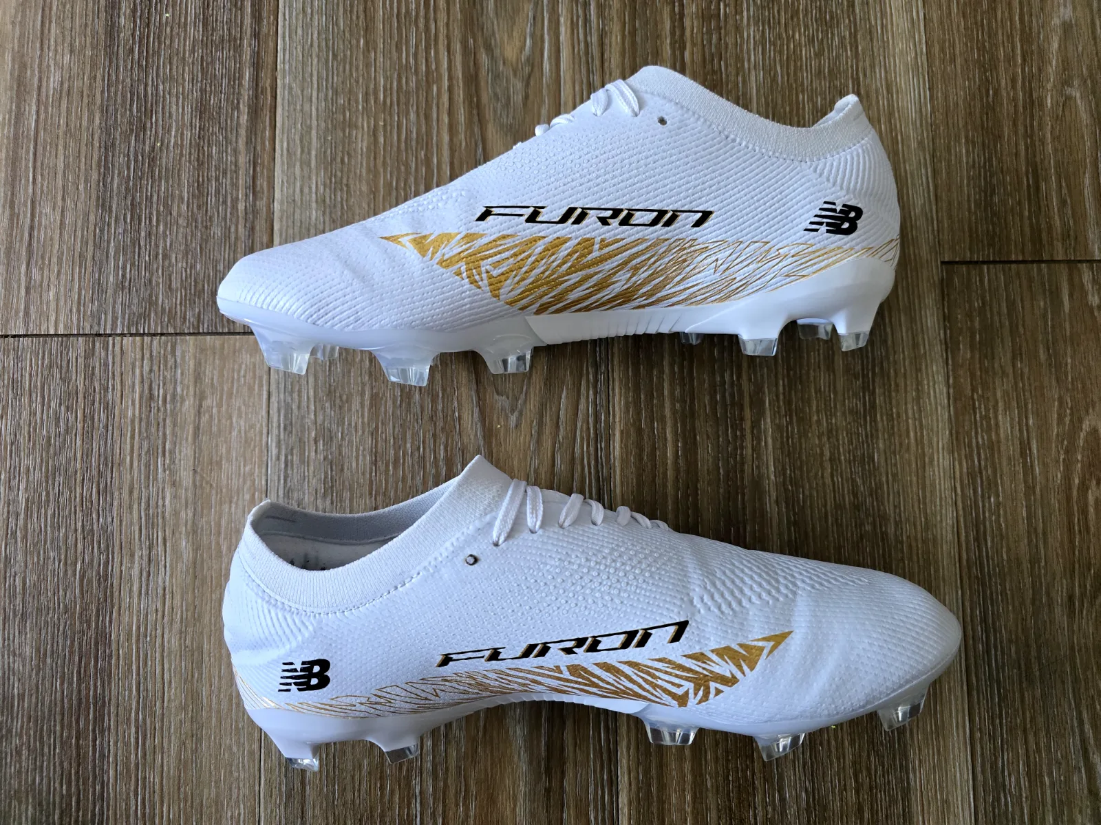 NEW BALANCE FURON V8 ELITE FG 3