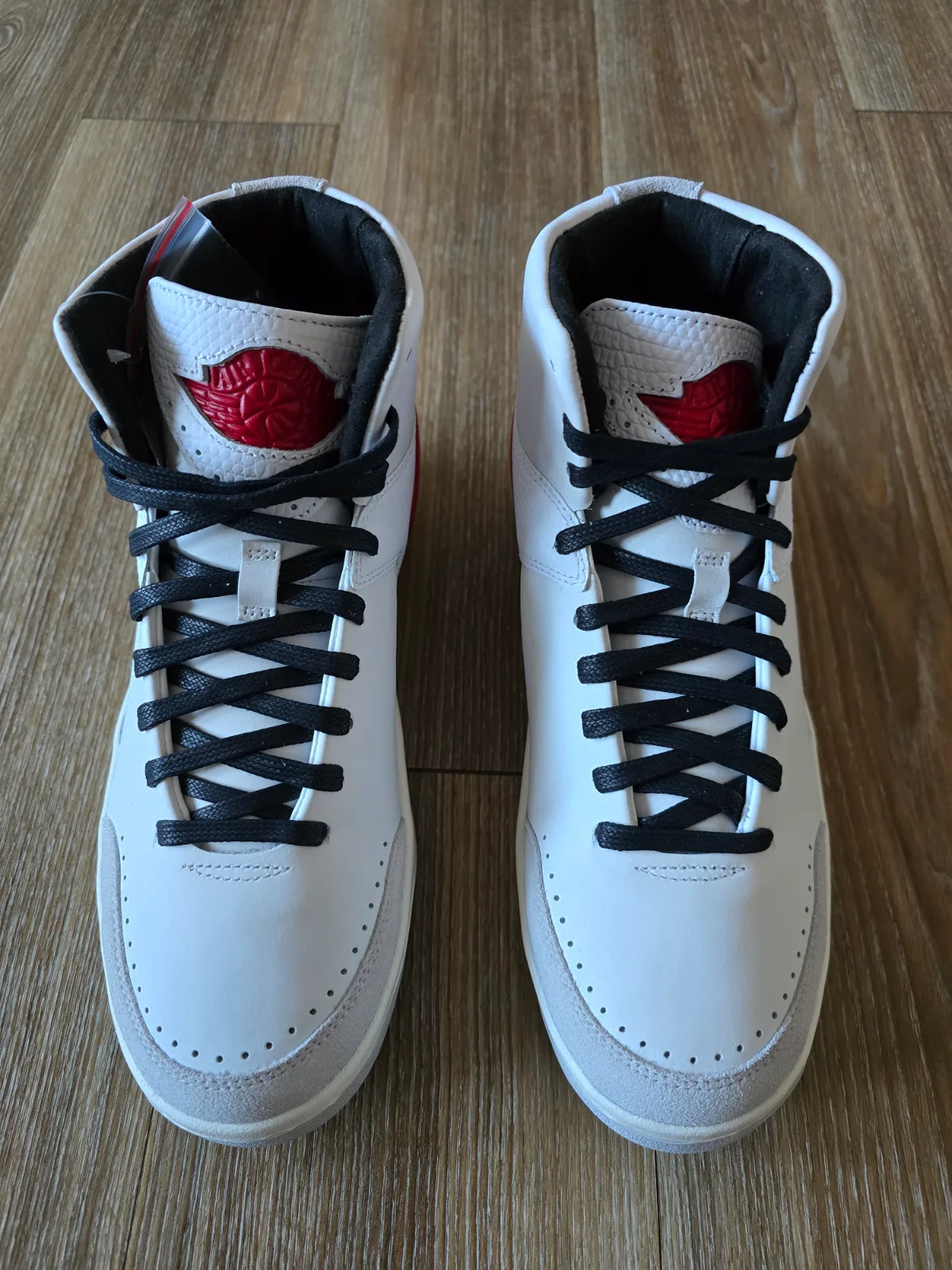 AIR JORDAN 2 RETRO SE NINA CHANEL ABNEY 10