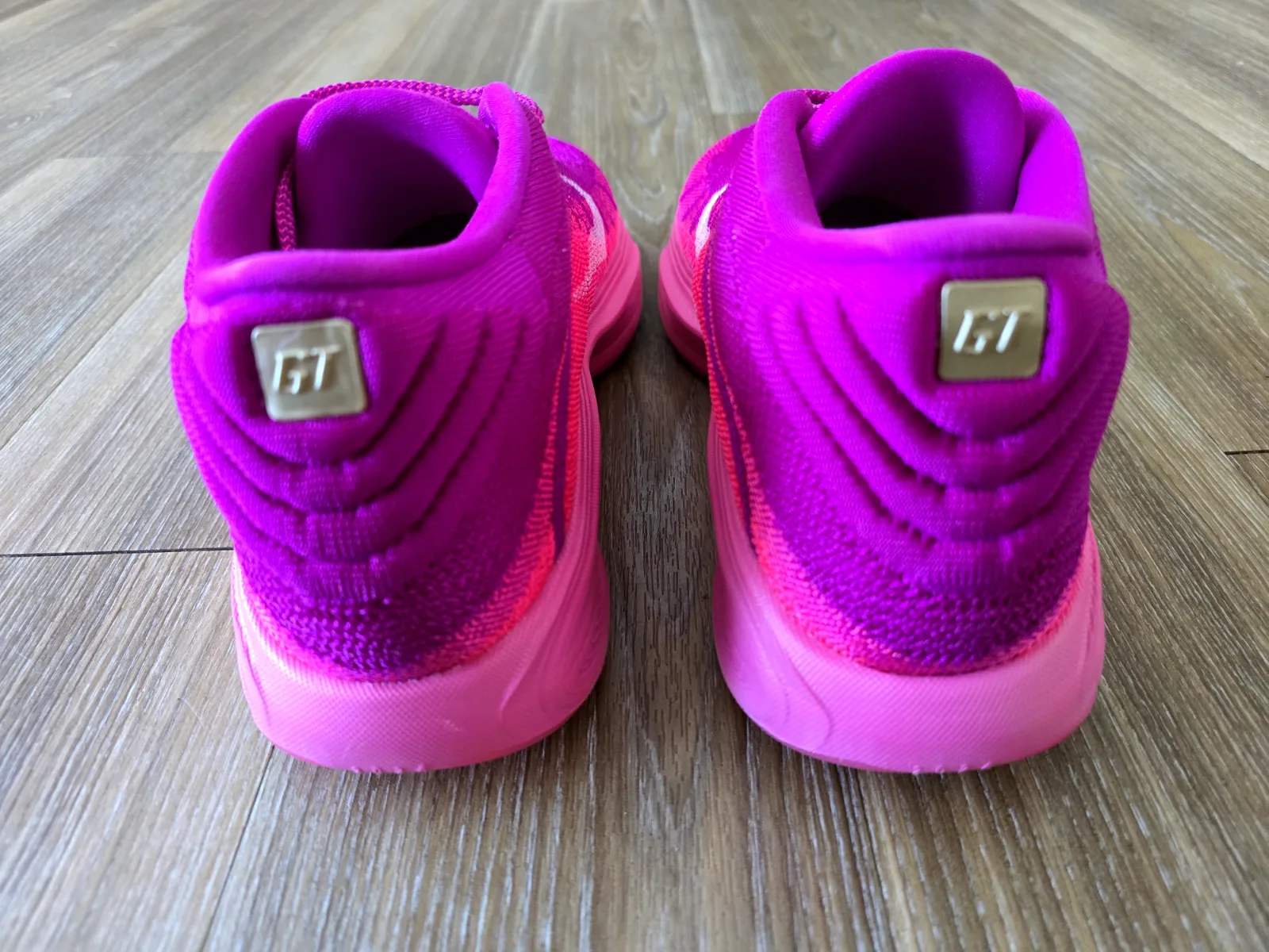 NIKE G.T. HUSTLE 3 6