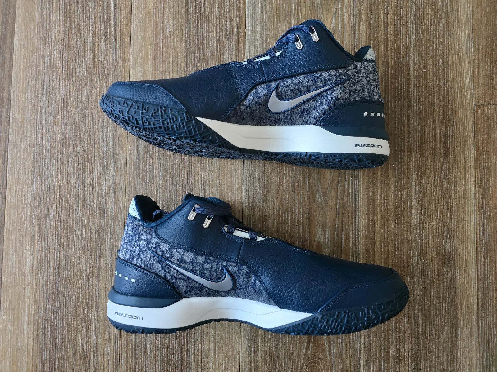 NIKE LEBRON NXXT GEN 3