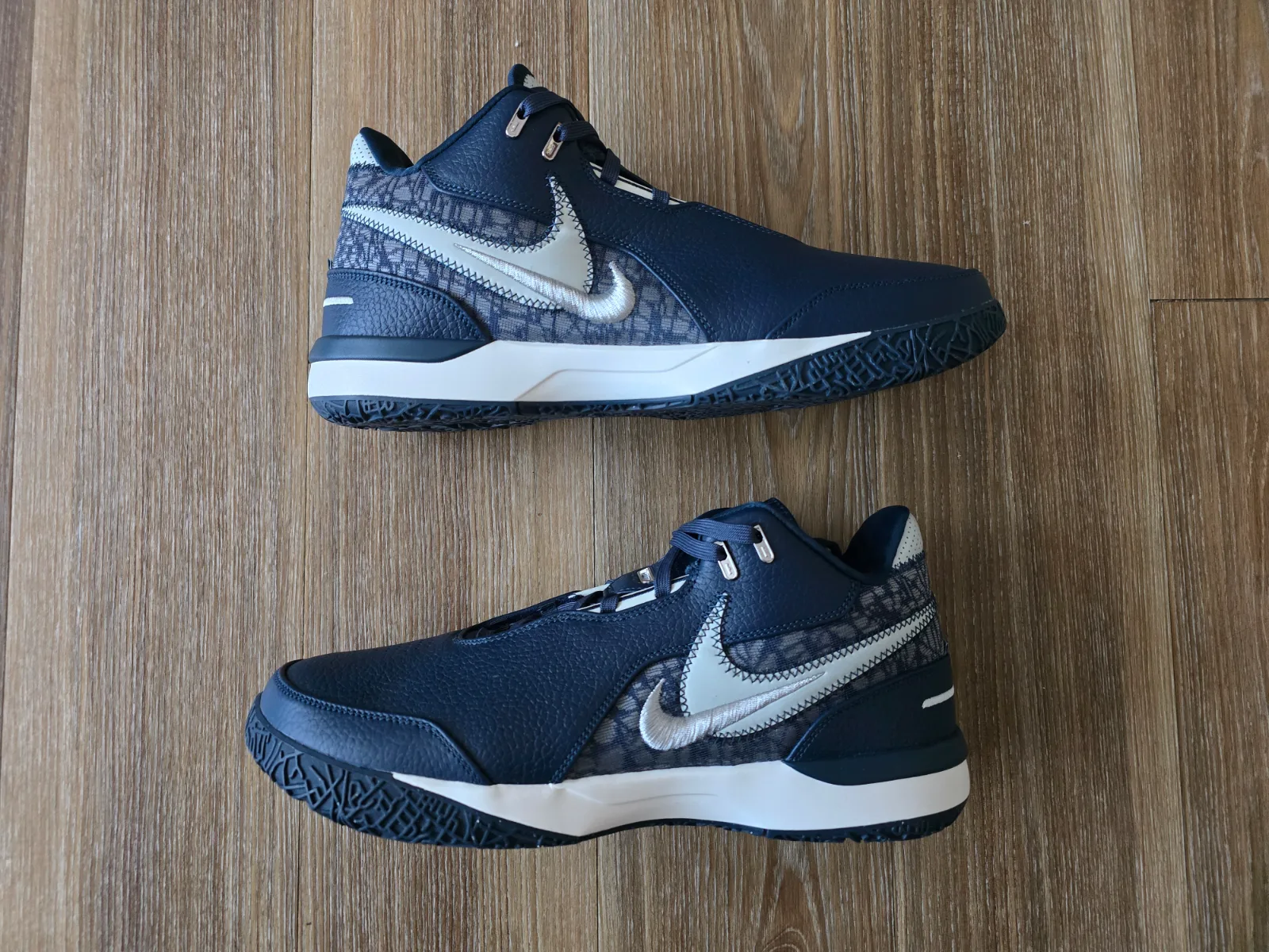 NIKE LEBRON NXXT GEN 2