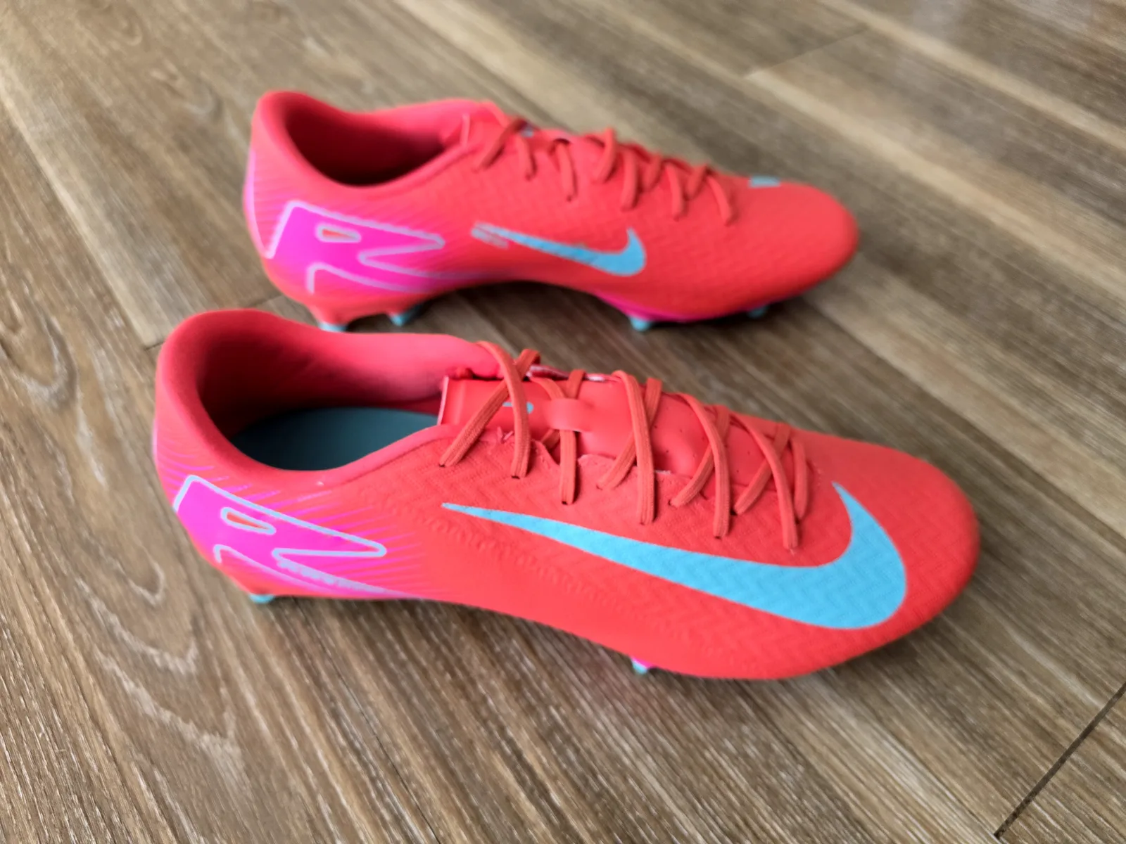 NIKE AIR ZOOM MERCURIAL VAPOR 16 ACADEMY FG/MG 5