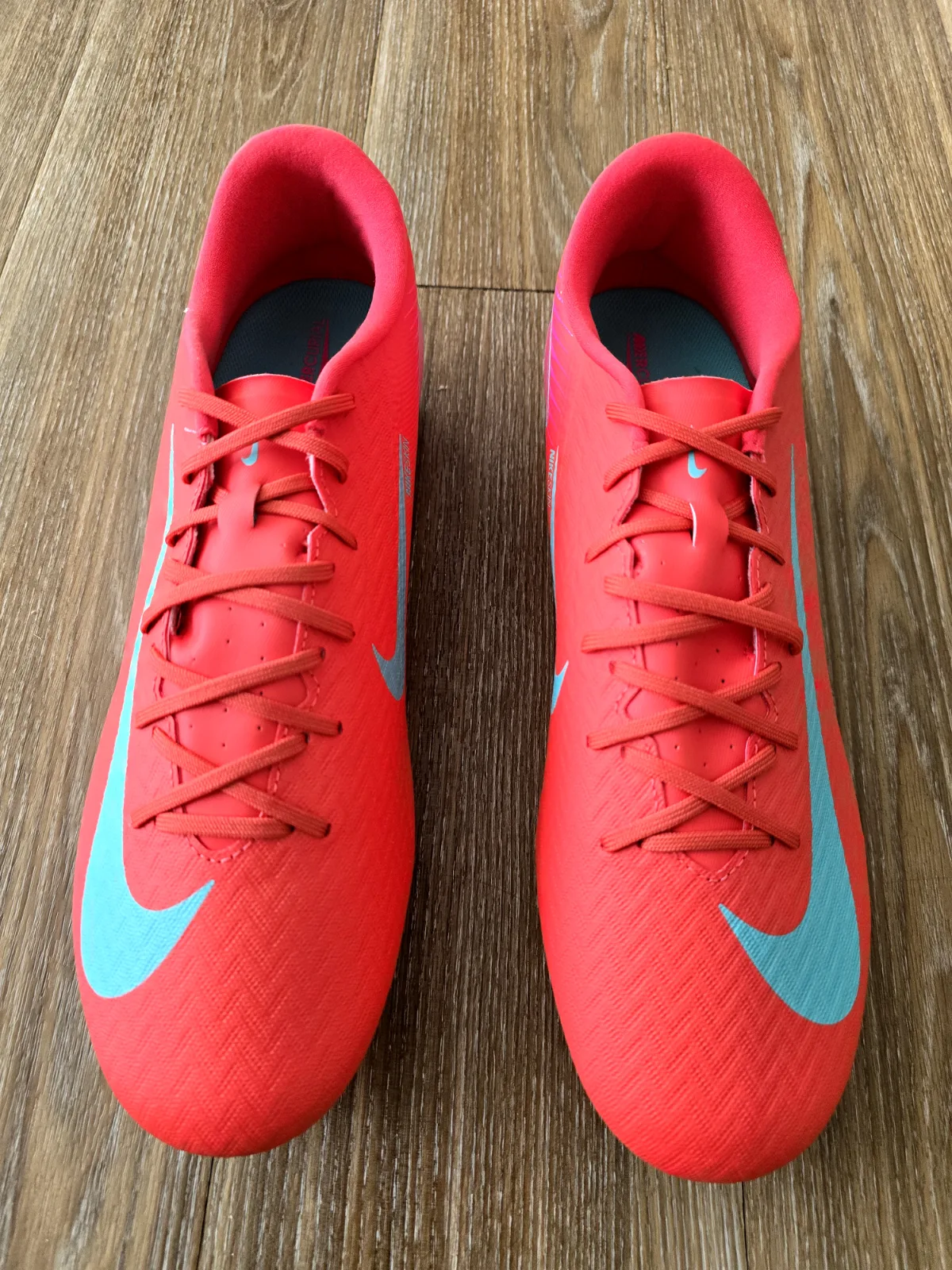 NIKE AIR ZOOM MERCURIAL VAPOR 16 ACADEMY FG/MG 4