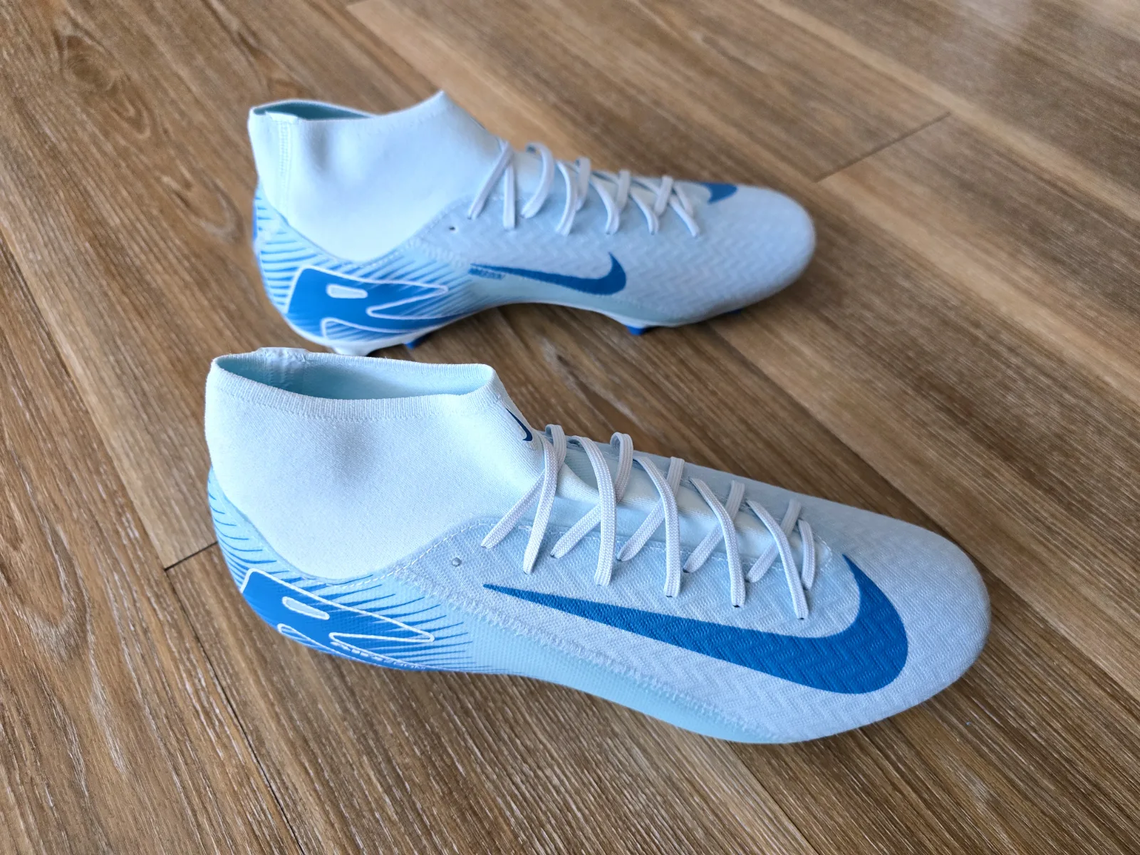 NIKE AIR ZOOM MERCURIAL SUPERFLY 10 ACADEMY FG/MG 5