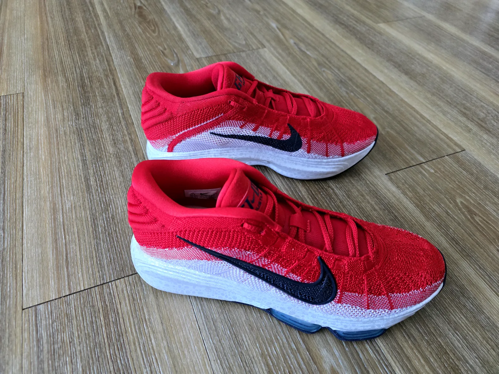 NIKE G.T. HUSTLE 3 5