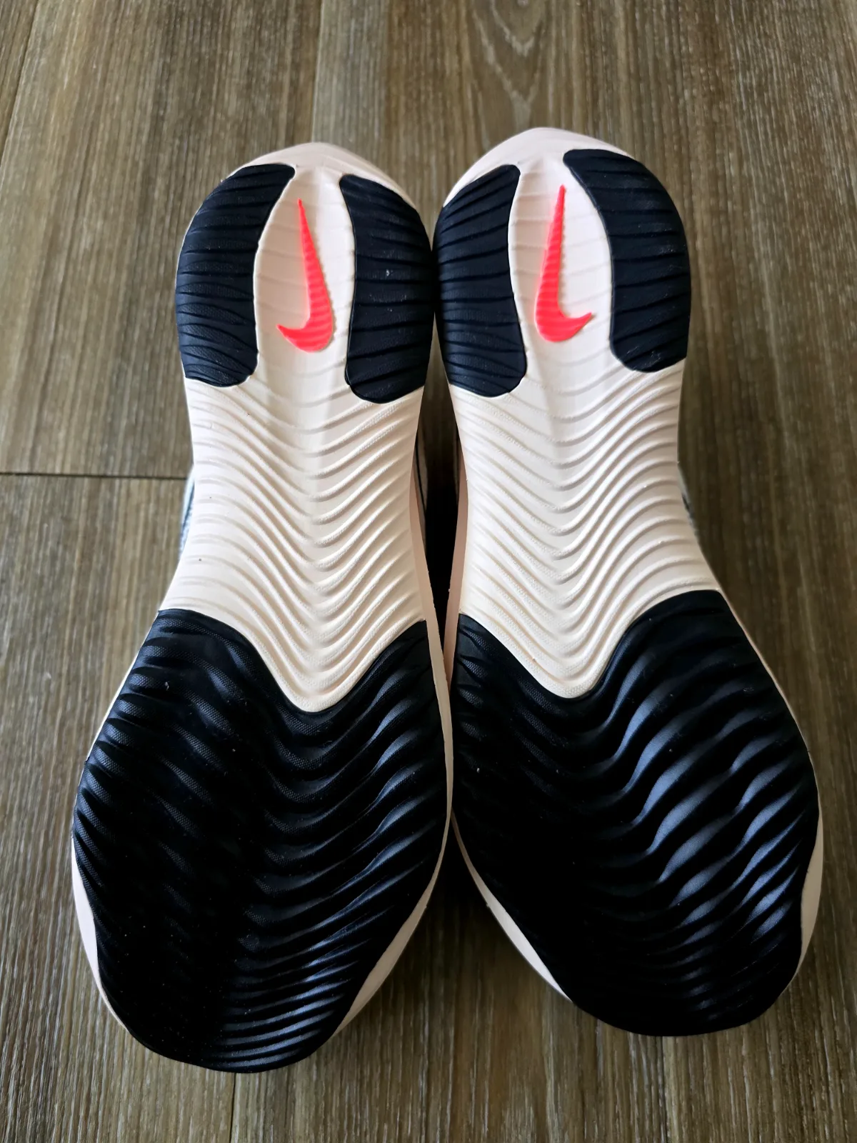 NIKE ZOOMX STREAKFLY 7