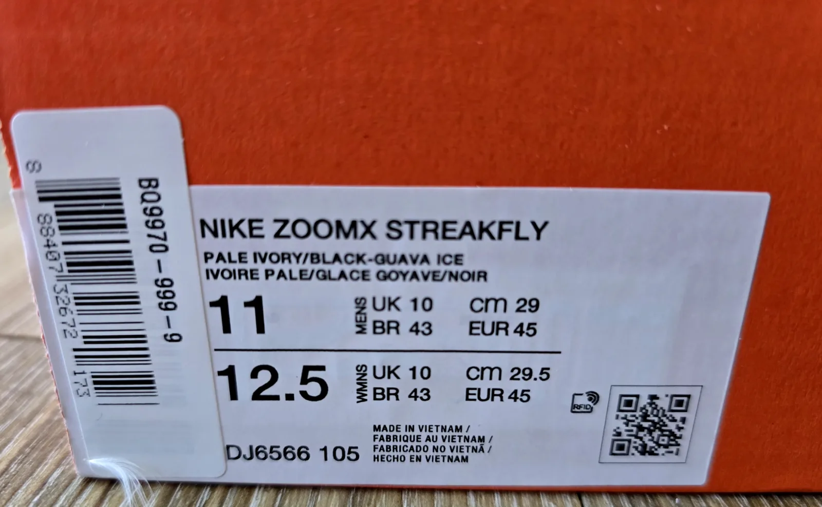 NIKE ZOOMX STREAKFLY 9