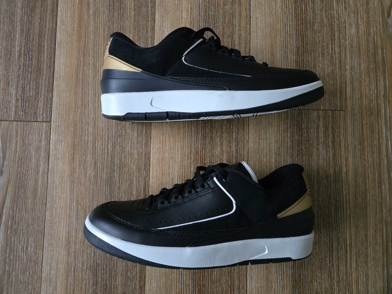 AIR JORDAN WMNS 2 RETRO LOW 2