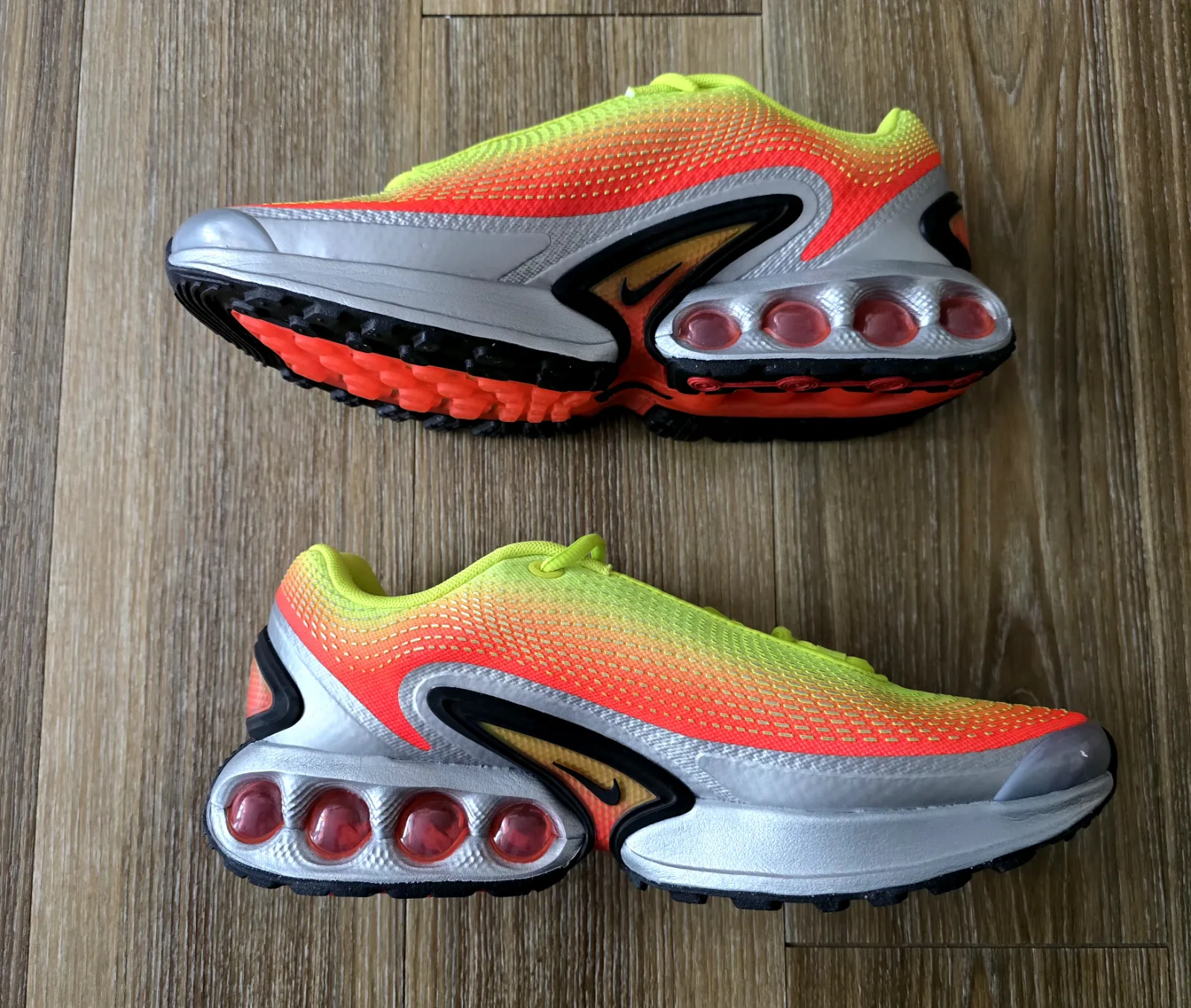 NIKE AIR MAX DN SE 3