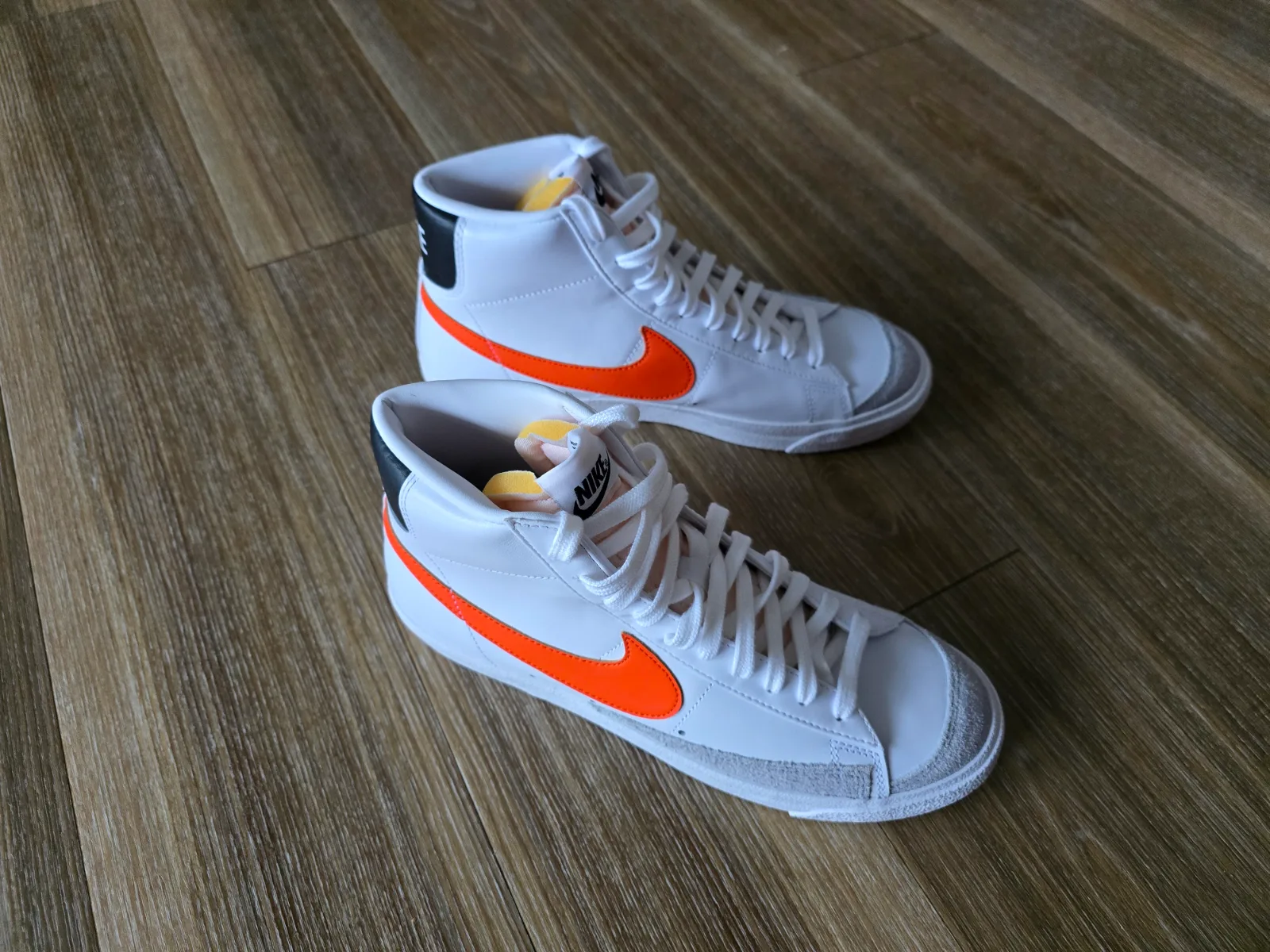 NIKE BLAZER MID 77 VINTAGE 5