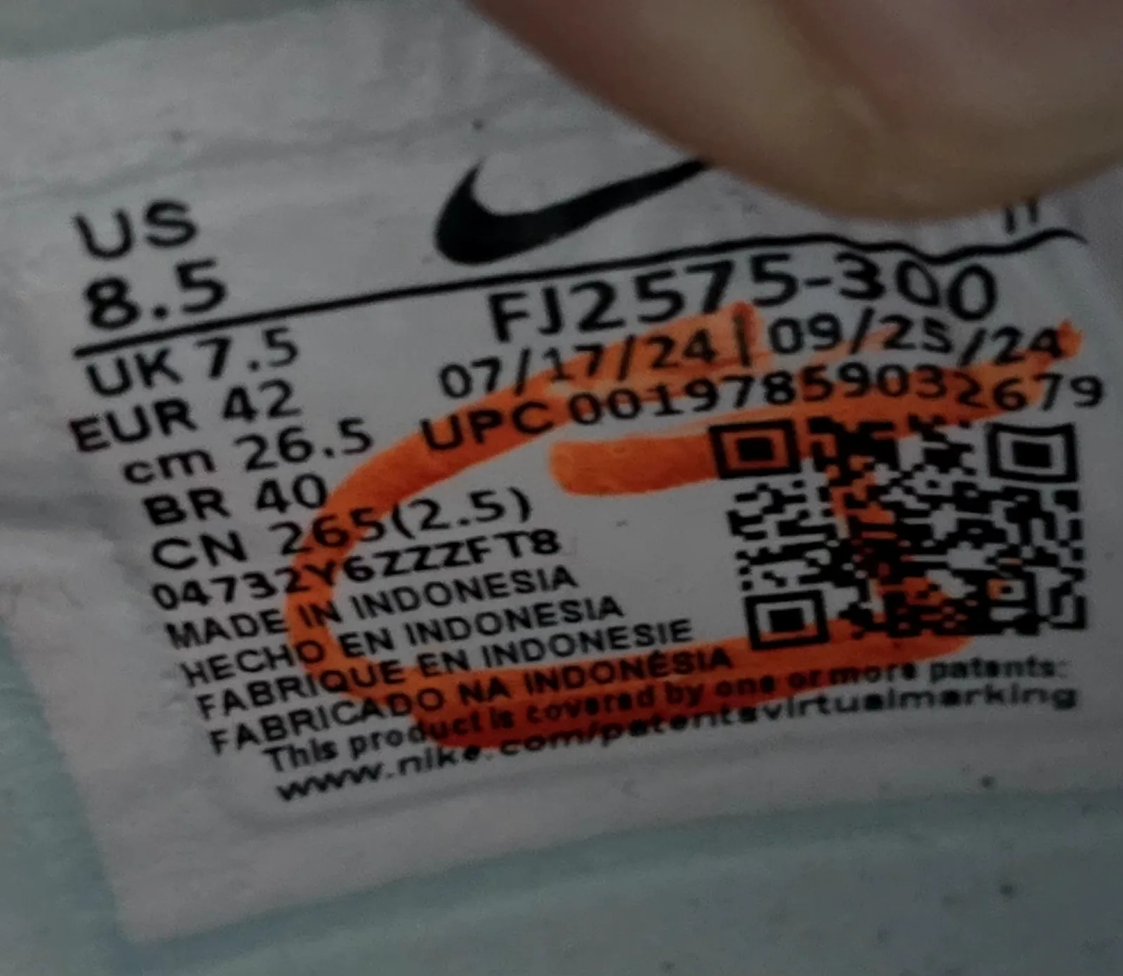 NIKE PHANTOM LUNA II PRO FG 8