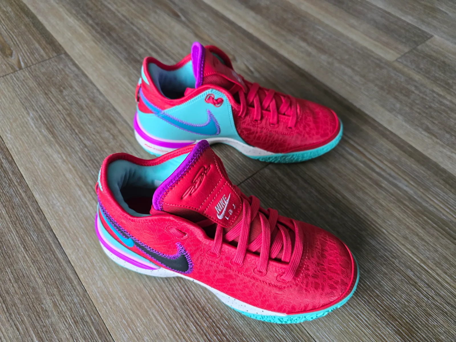 NIKE LEBRON NXXT GEN 5