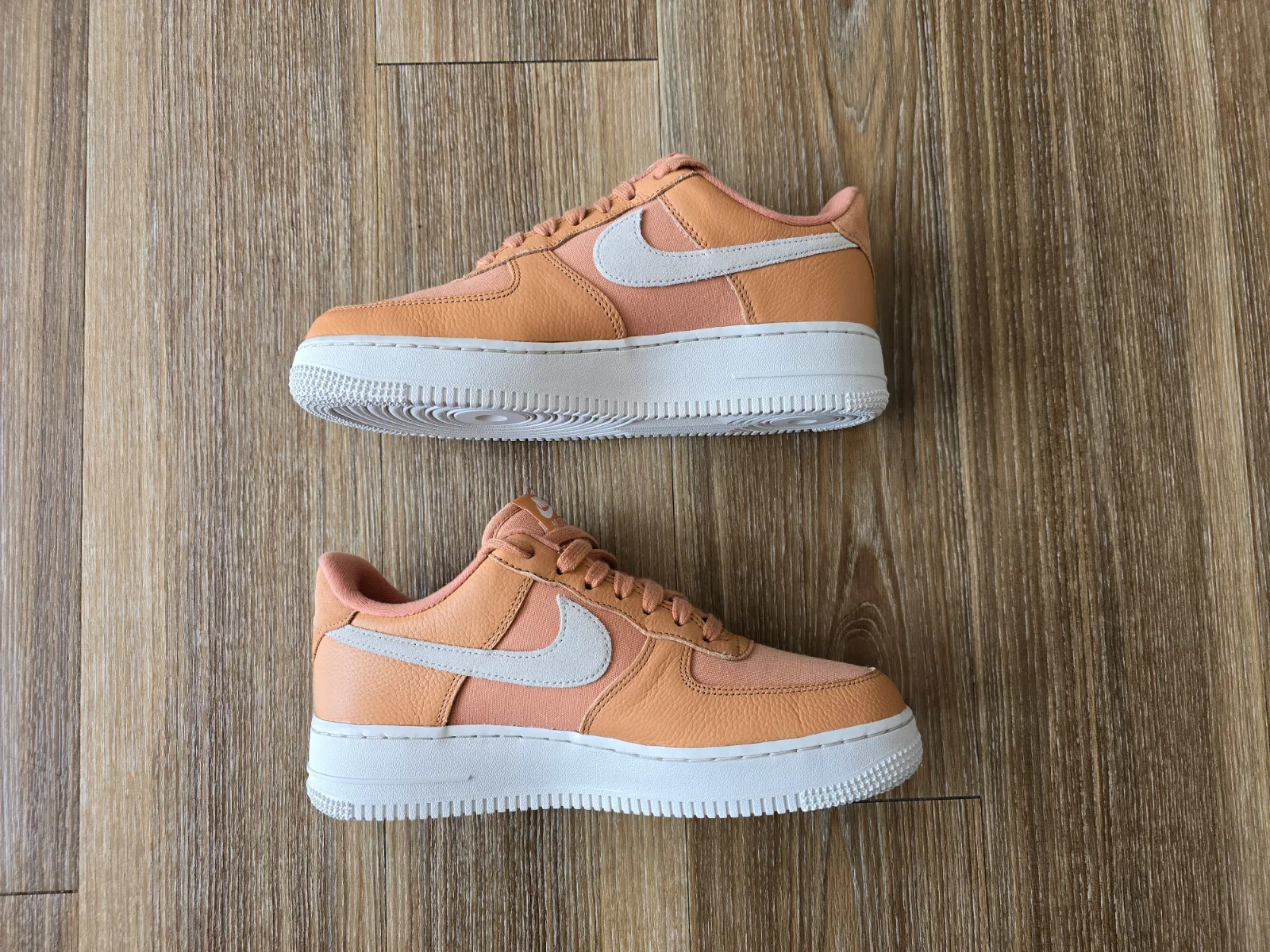 NIKE AIR FORCE 1 '07 LX NBHD 3