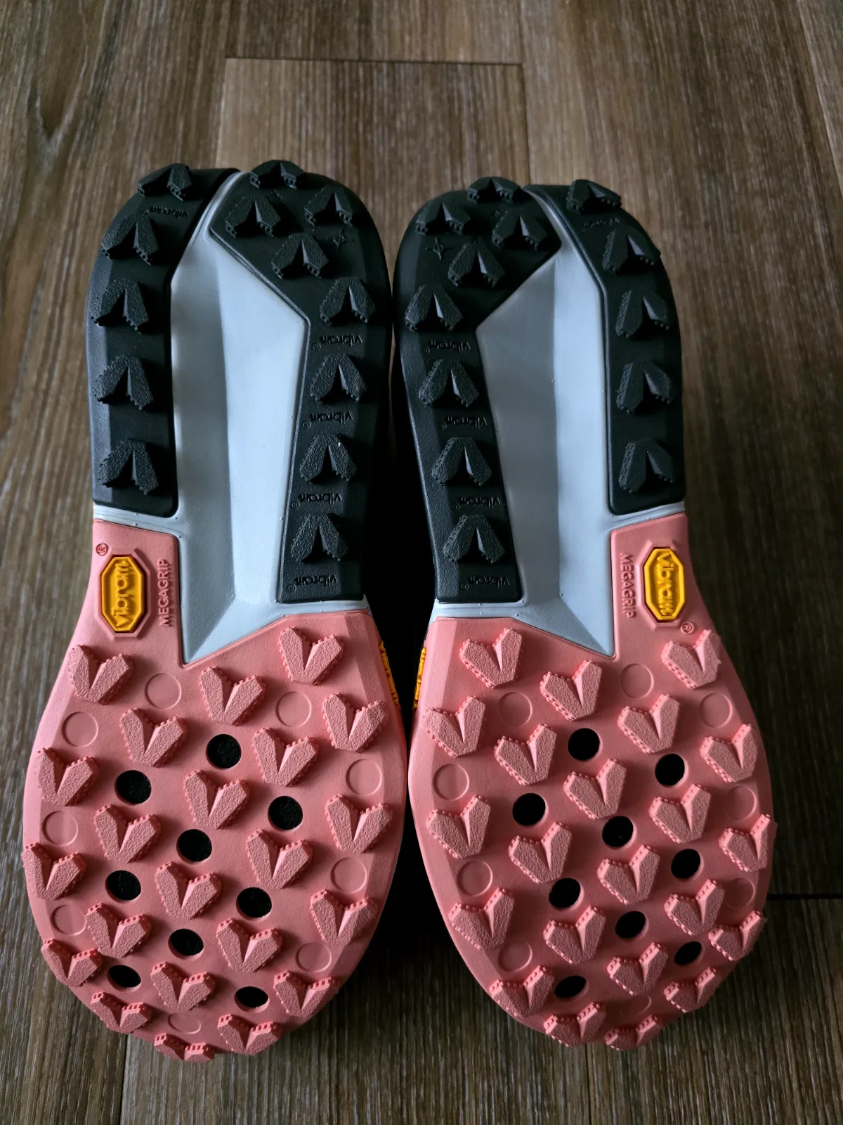 NIKE ZOOMX ZEGAMA TRAIL 2 7