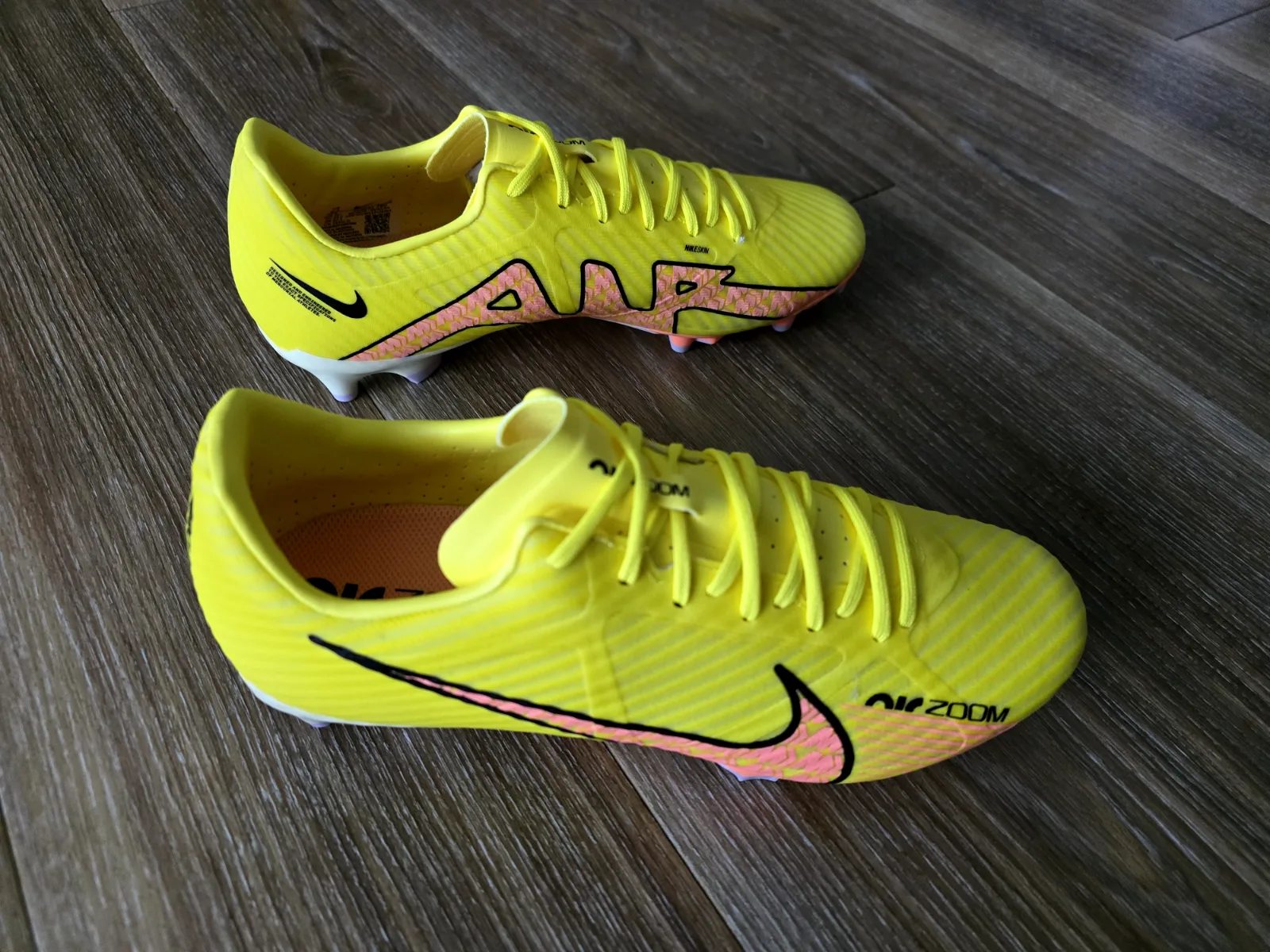 NIKE AIR ZOOM MERCURIAL VAPOR 15 ACADEMY FG/MG 5