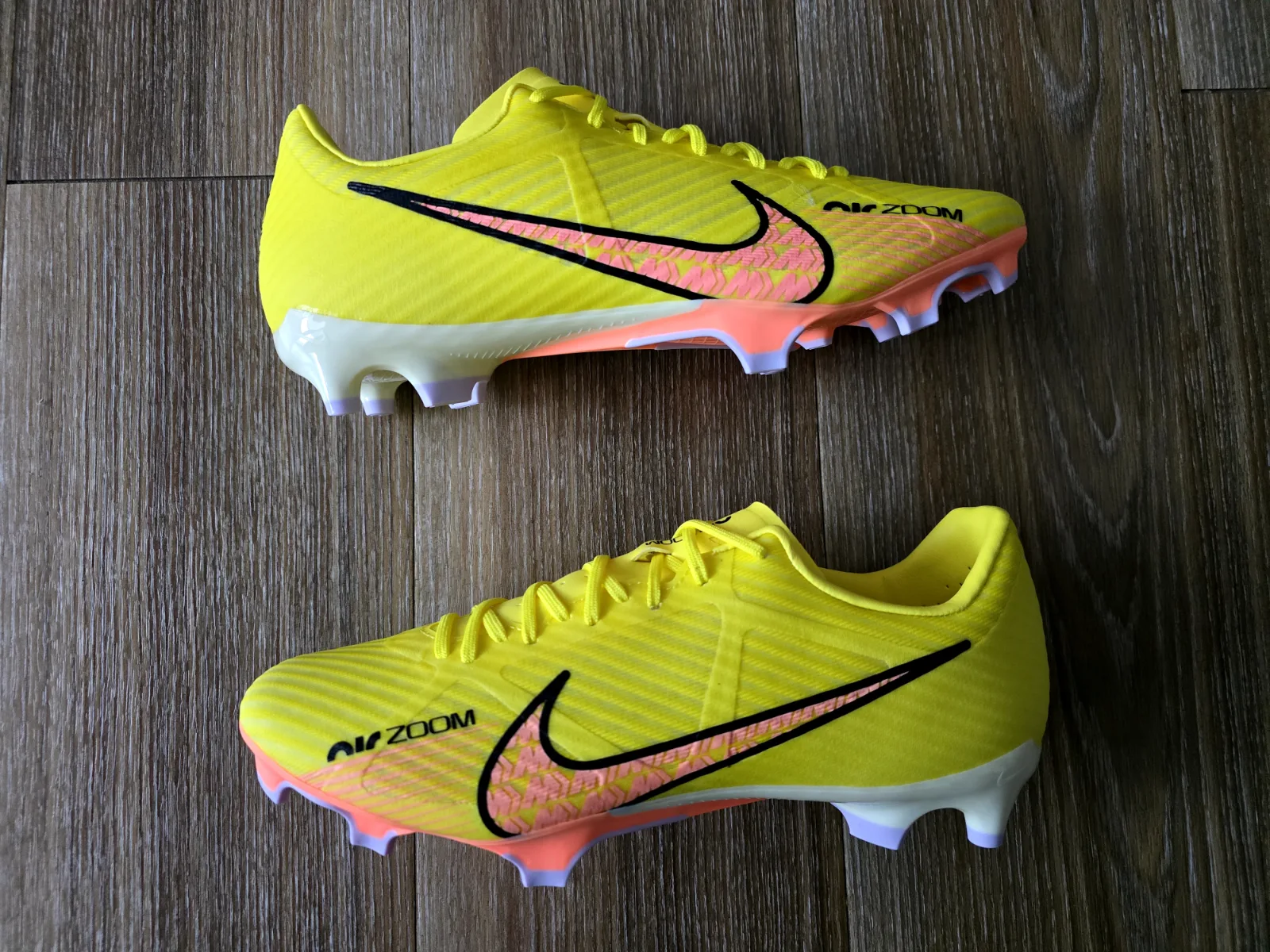 NIKE AIR ZOOM MERCURIAL VAPOR 15 ACADEMY FG/MG 2