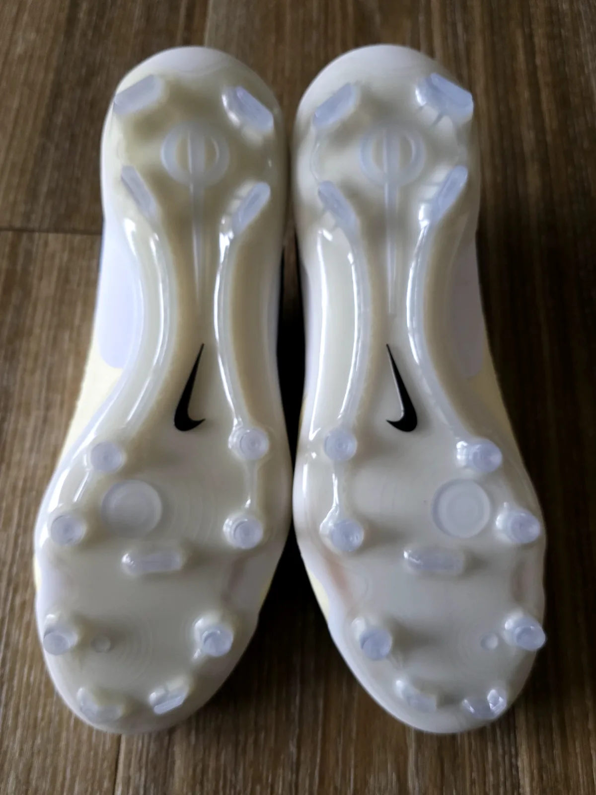 NIKE TIEMPO LEGEND 10 ELITE FG 7